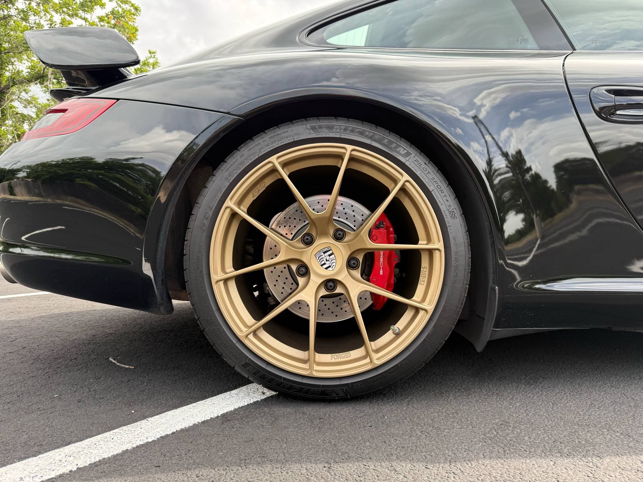 Black Porsche 911 997 Carrera S with 19" VS-5RS Apex wheels in Custom Finish