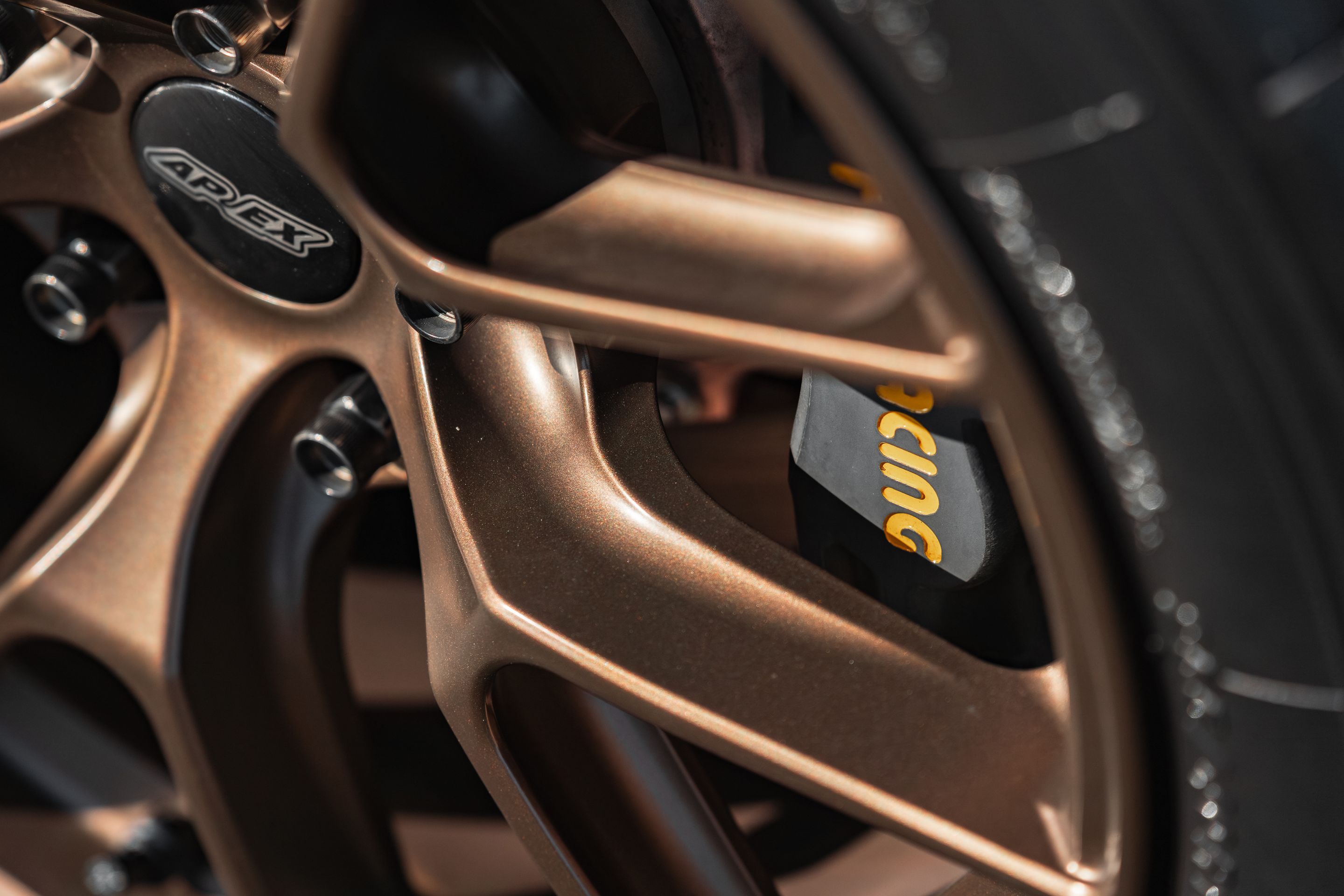 Red Honda S2000 with 17" VS-5RS Apex wheels in Satin Bronze