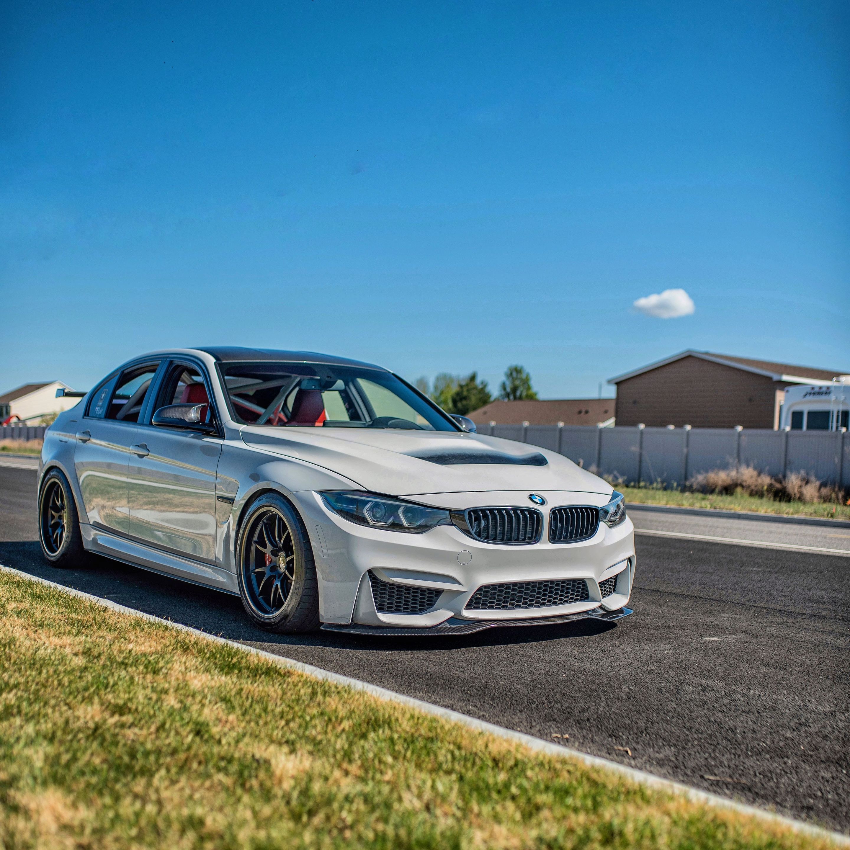 White BMW F80 M3 with 18" FL-5 Apex wheels in Satin Black