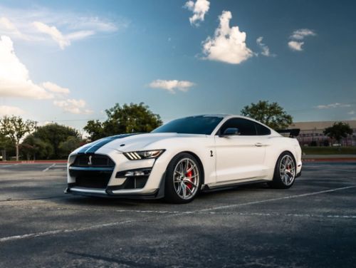 White Ford Mustang - VS-5RS in Brushed Clear
