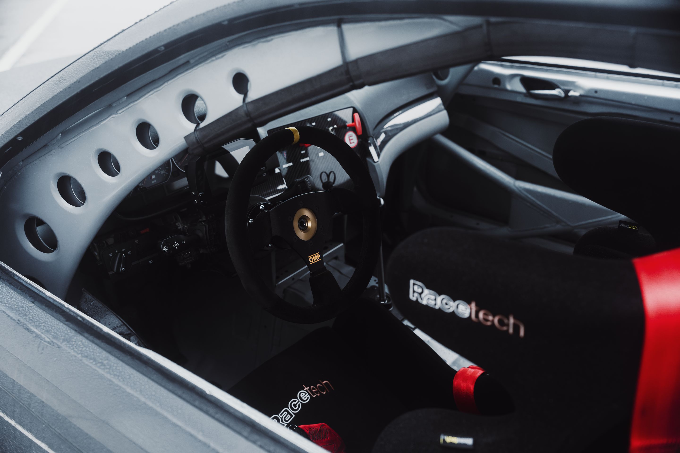 Grey BMW E46 M3 with 18" VS-5RE Apex wheels in Race Silver