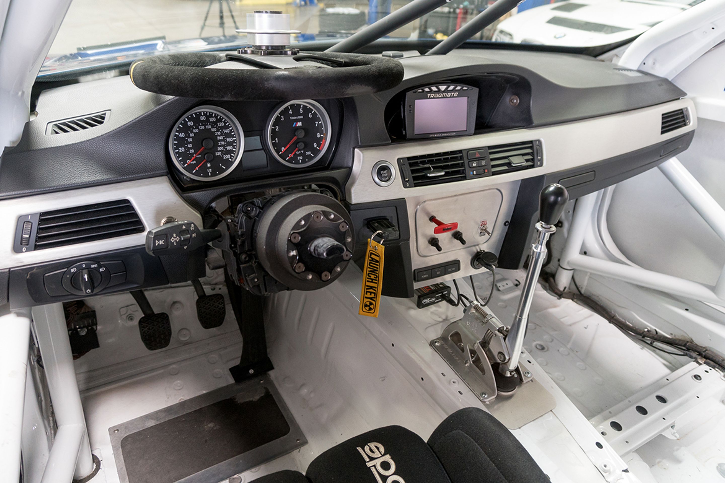 Blue BMW E92 Coupe M3 with 18" SM-10 Apex wheels in Anthracite