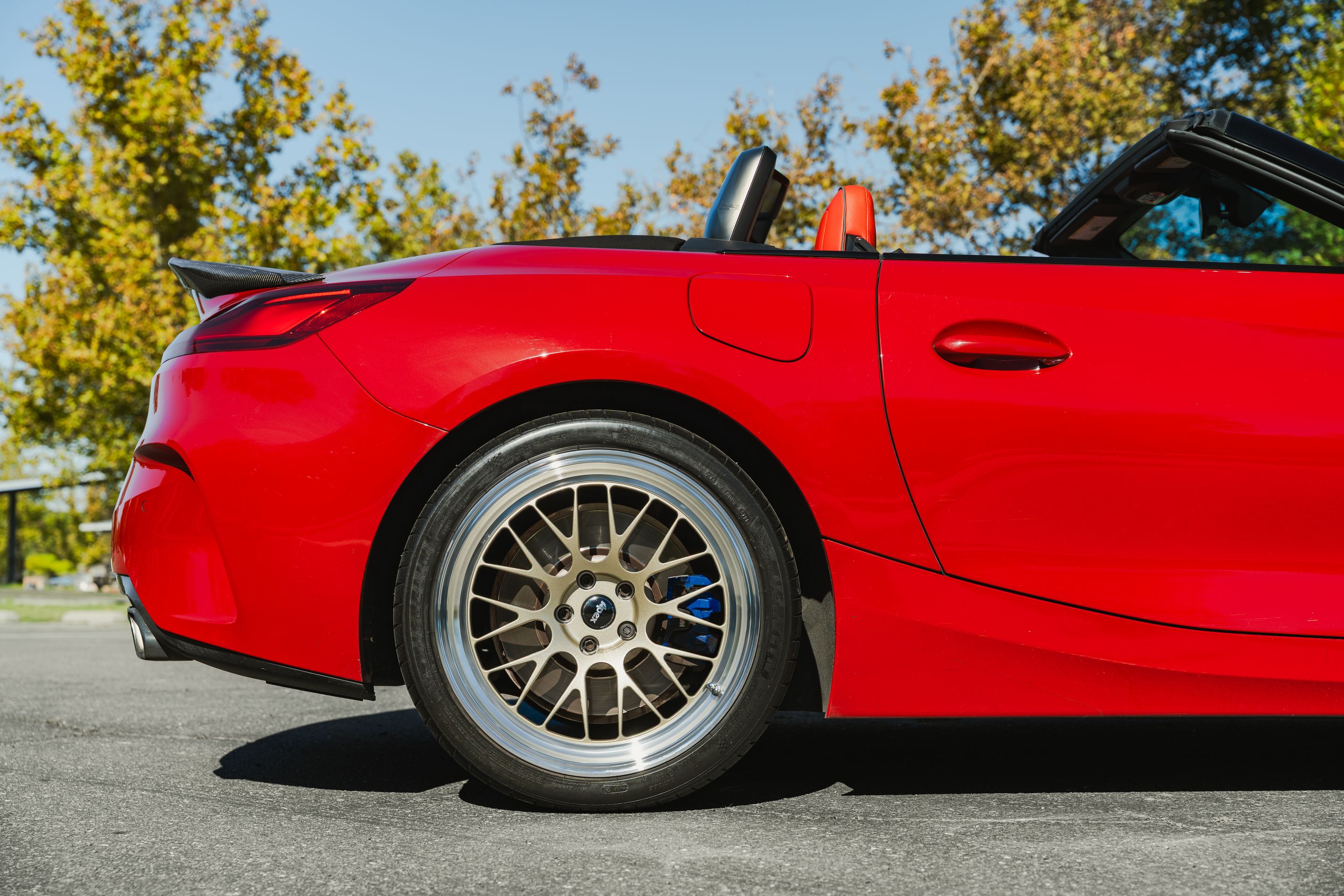 Red BMW G29 Z4 with 19" ML-10RT Apex wheels in Machined Lip Gloss Motorsport Gold