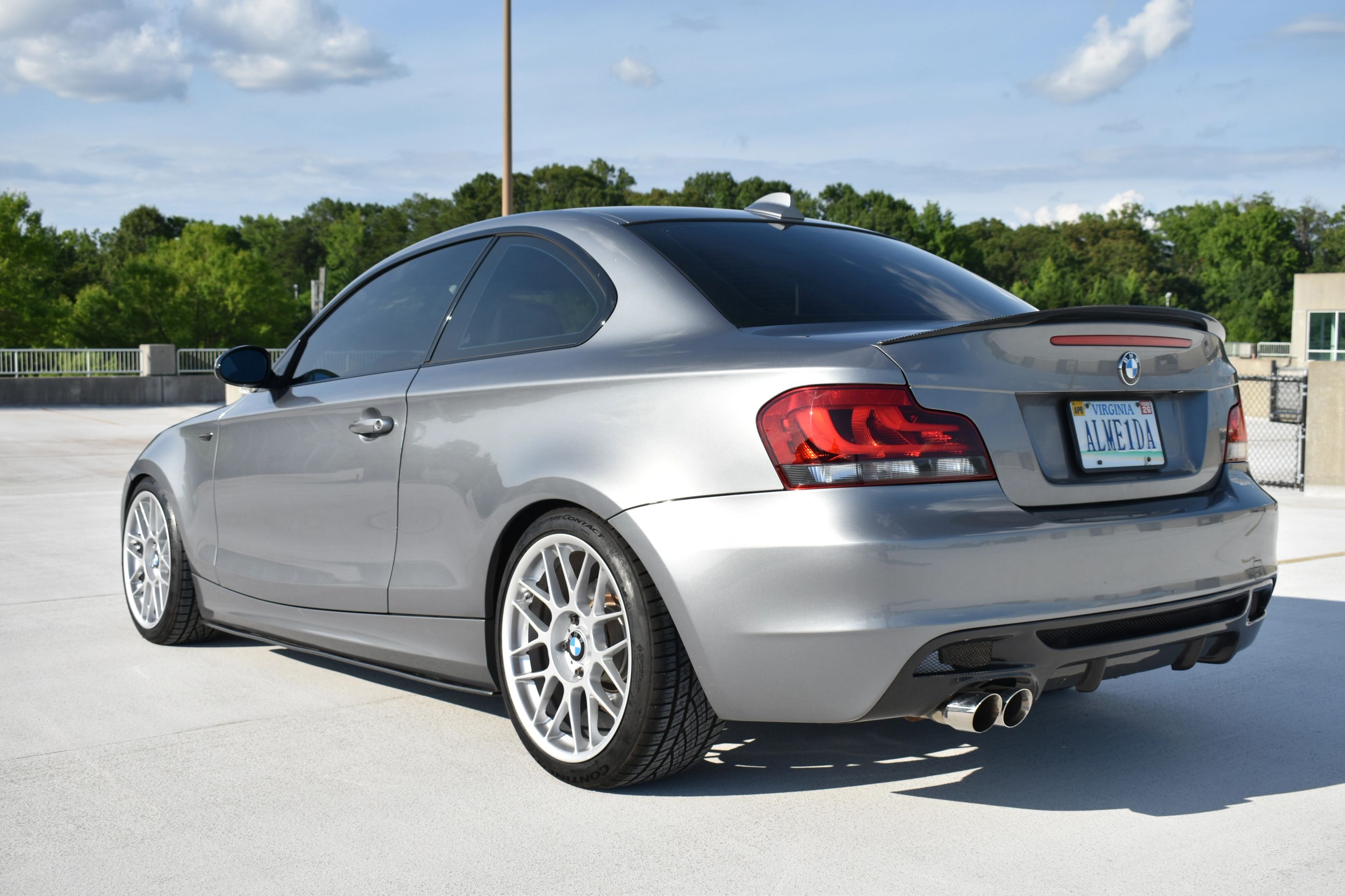 Silver BMW E82 Coupe 1 Series with 18" ARC-8 Apex wheels in Race Silver