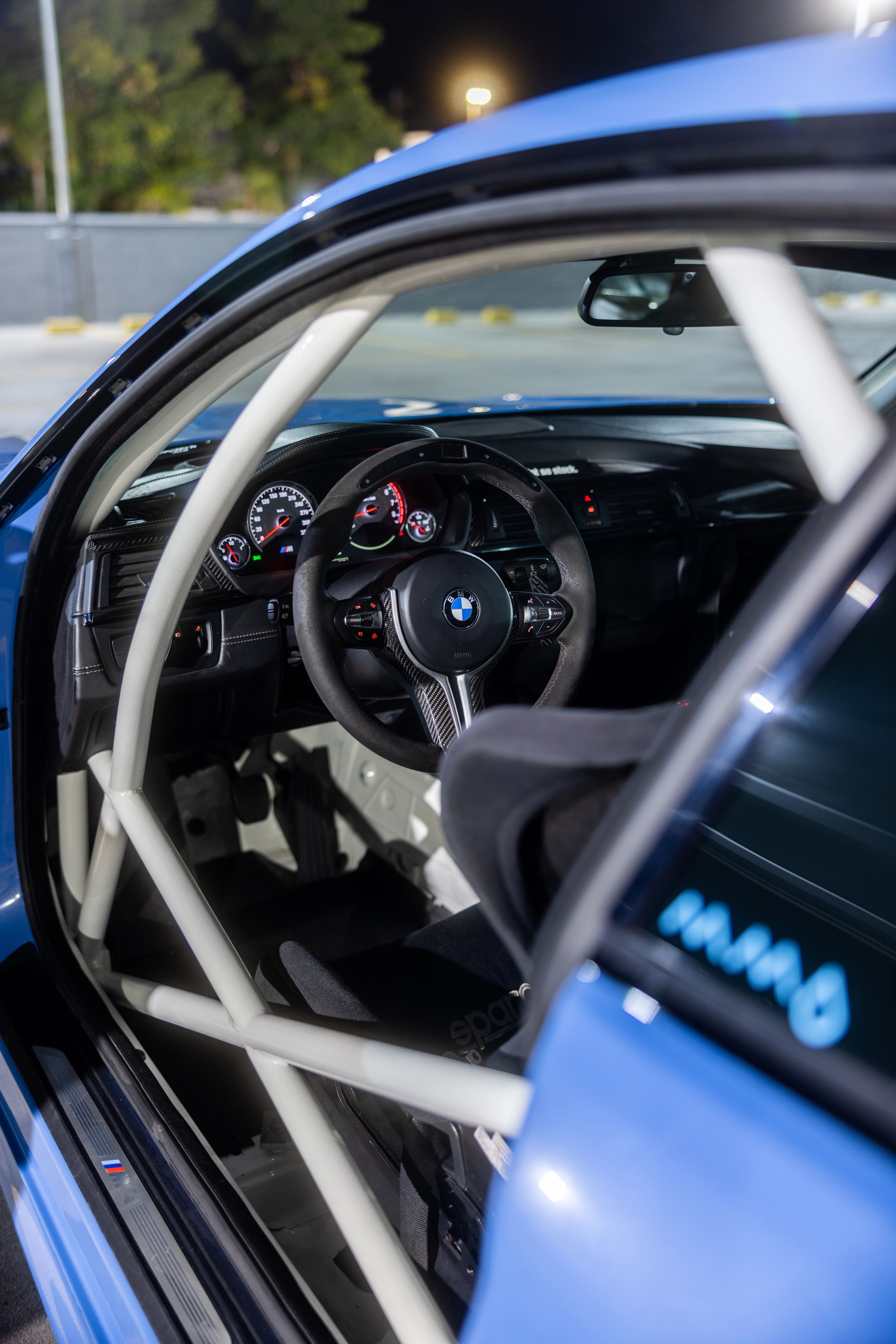 Blue BMW F82 Coupe M4 with 18" ARC-8 Apex wheels in Race Silver