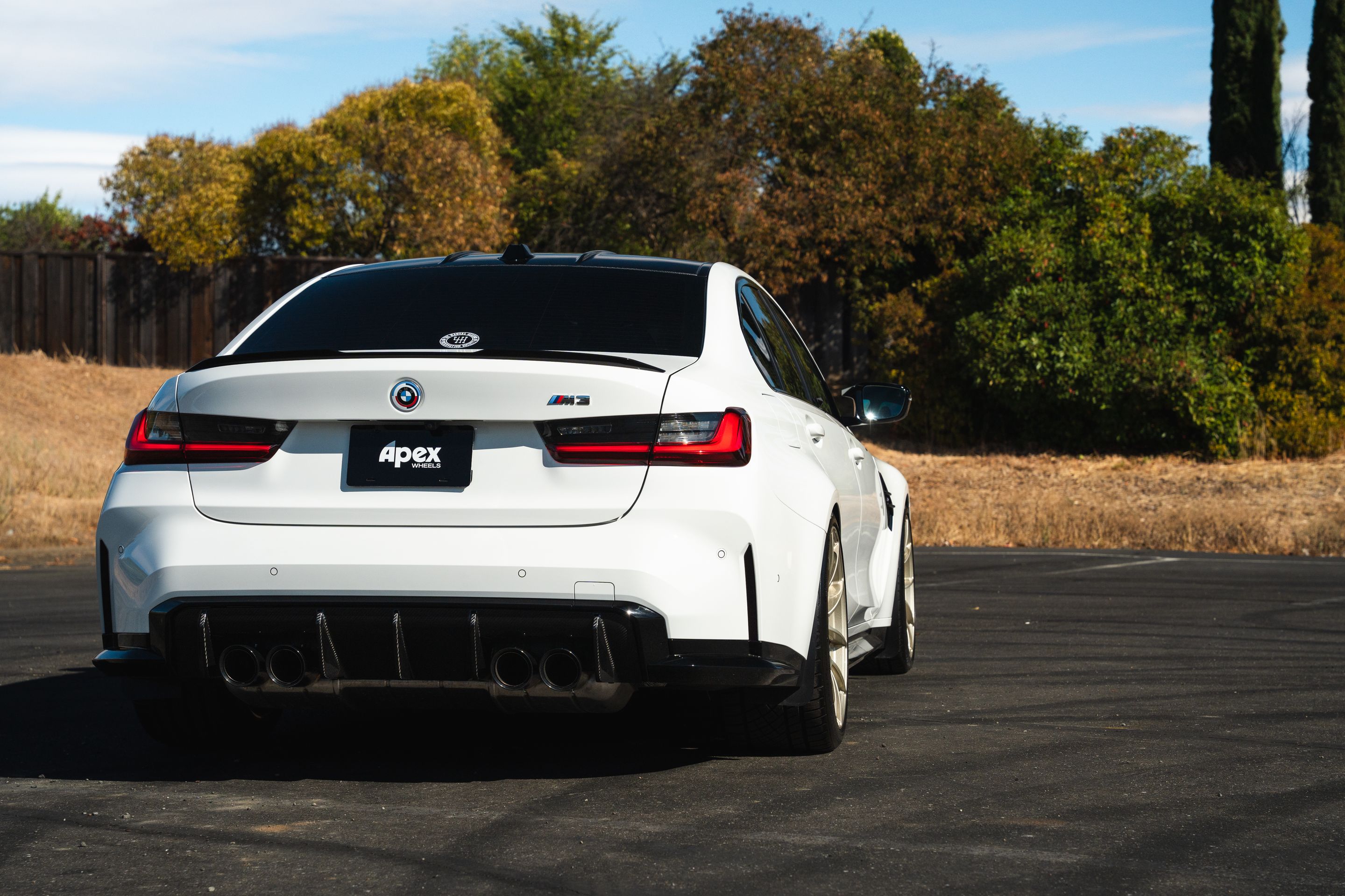 White BMW G80 M3 with 20" VS-5RS Apex wheels in Motorsport Gold