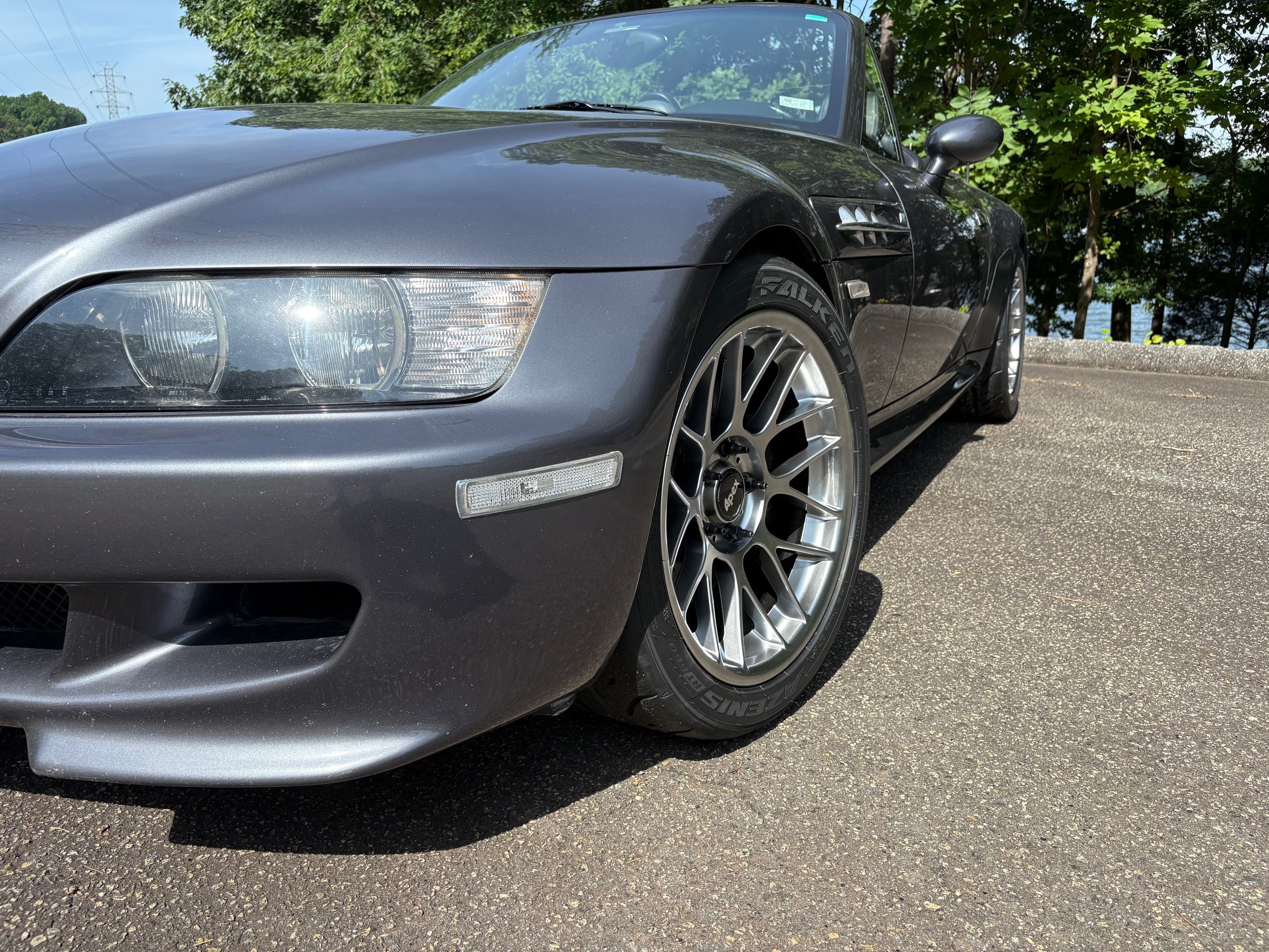 Grey BMW E36/7 Roadster Z3 M with 17" ARC-8 Apex wheels in Hyper Black