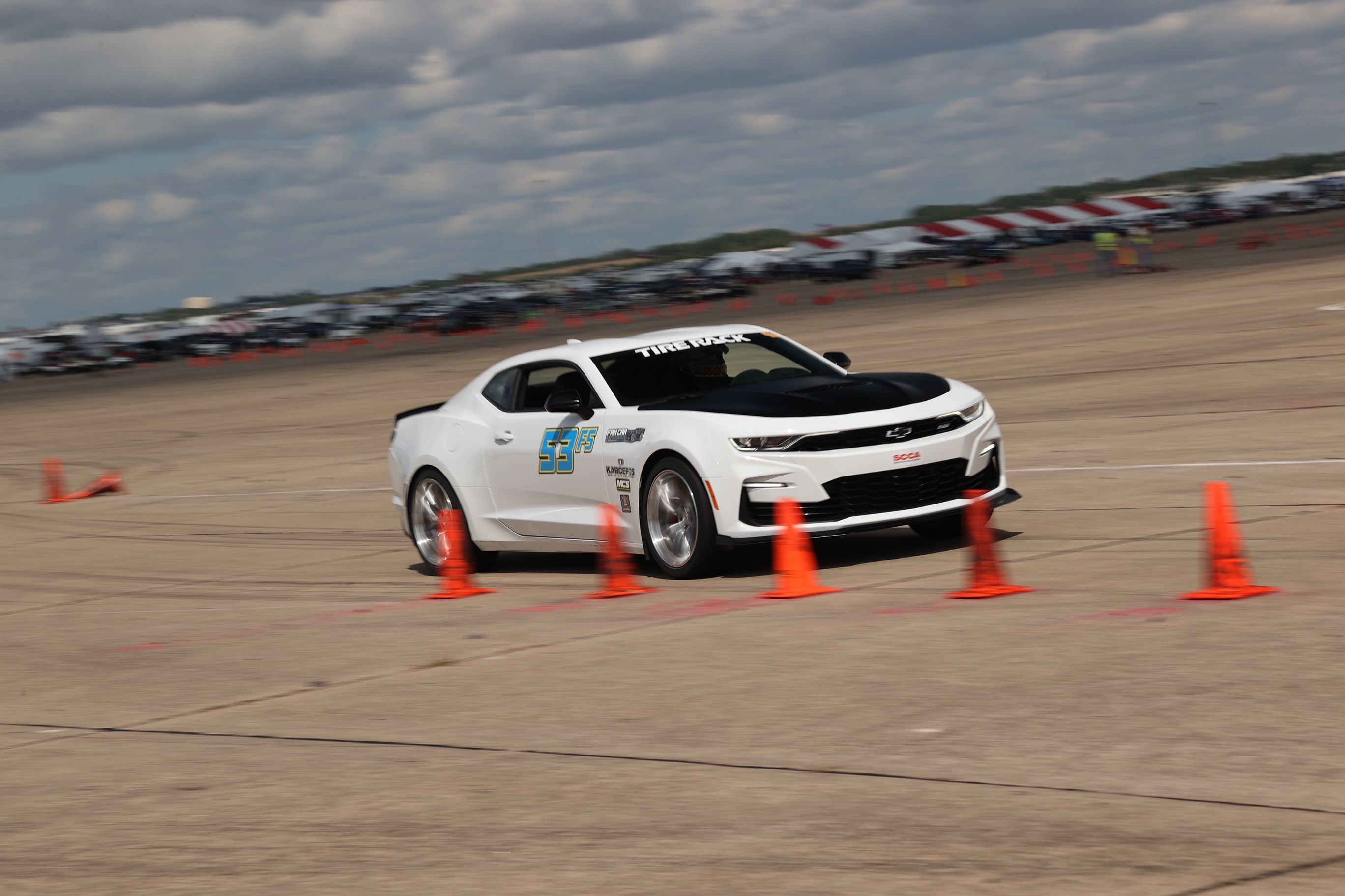 White Chevrolet 6th Gen Camaro SS with 19" VS-5RS Apex wheels in Brushed Clear