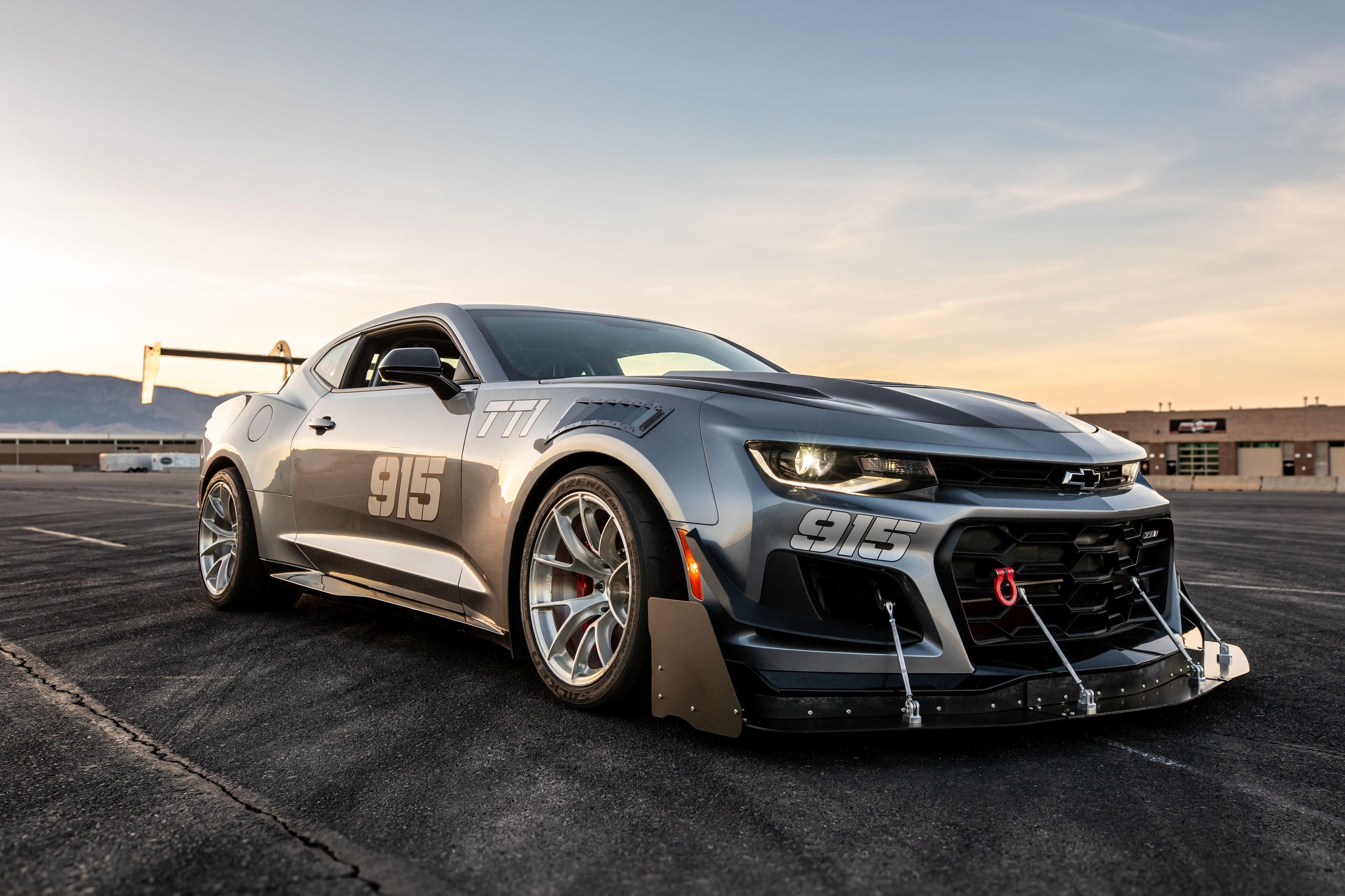 Grey Chevrolet 6th Gen Camaro ZL1 1LE with 18" VS-5RS Apex wheels in Brushed Clear