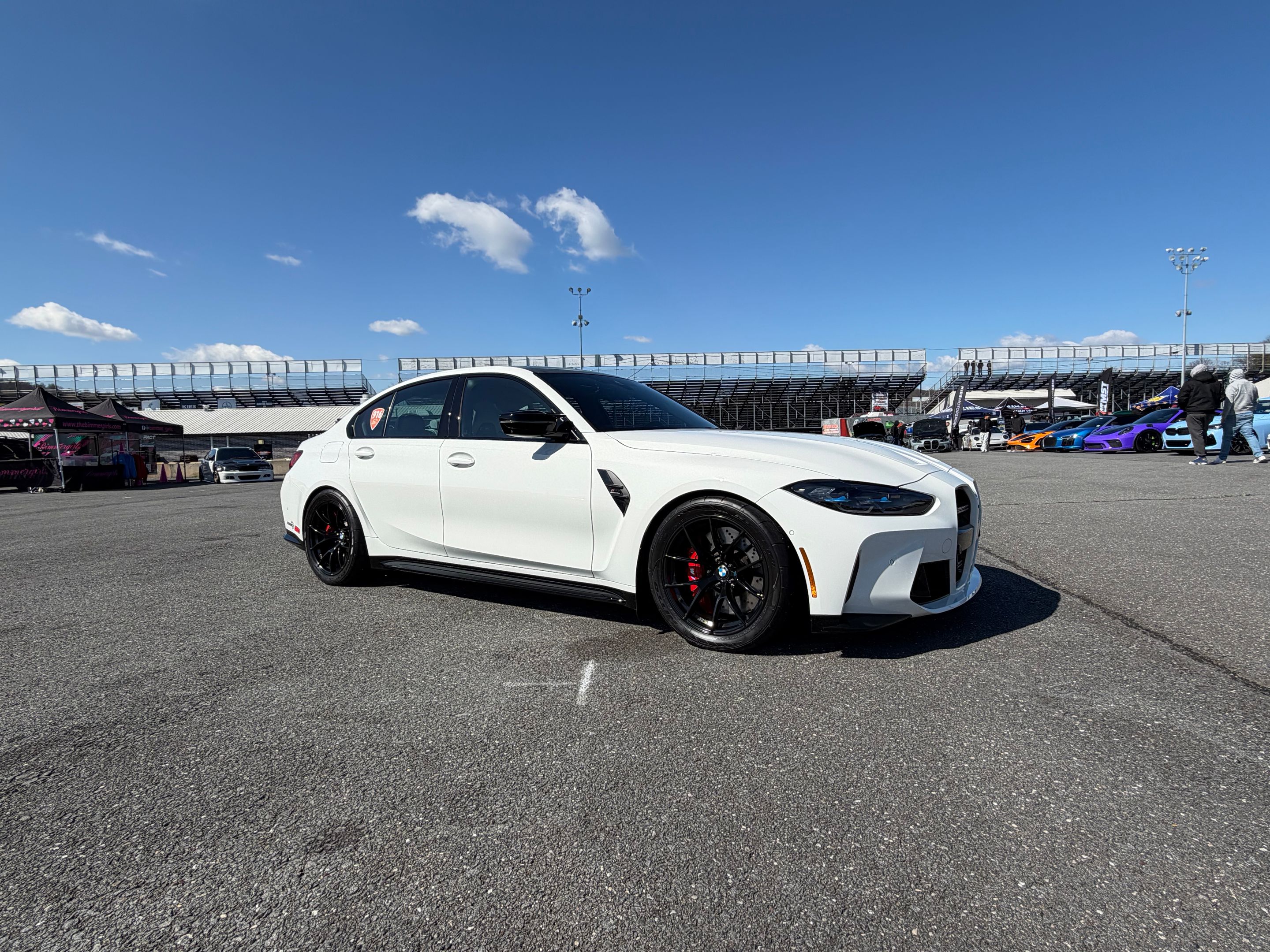 White BMW G80 M3 with 18" VS-5RS Apex wheels in Satin Black