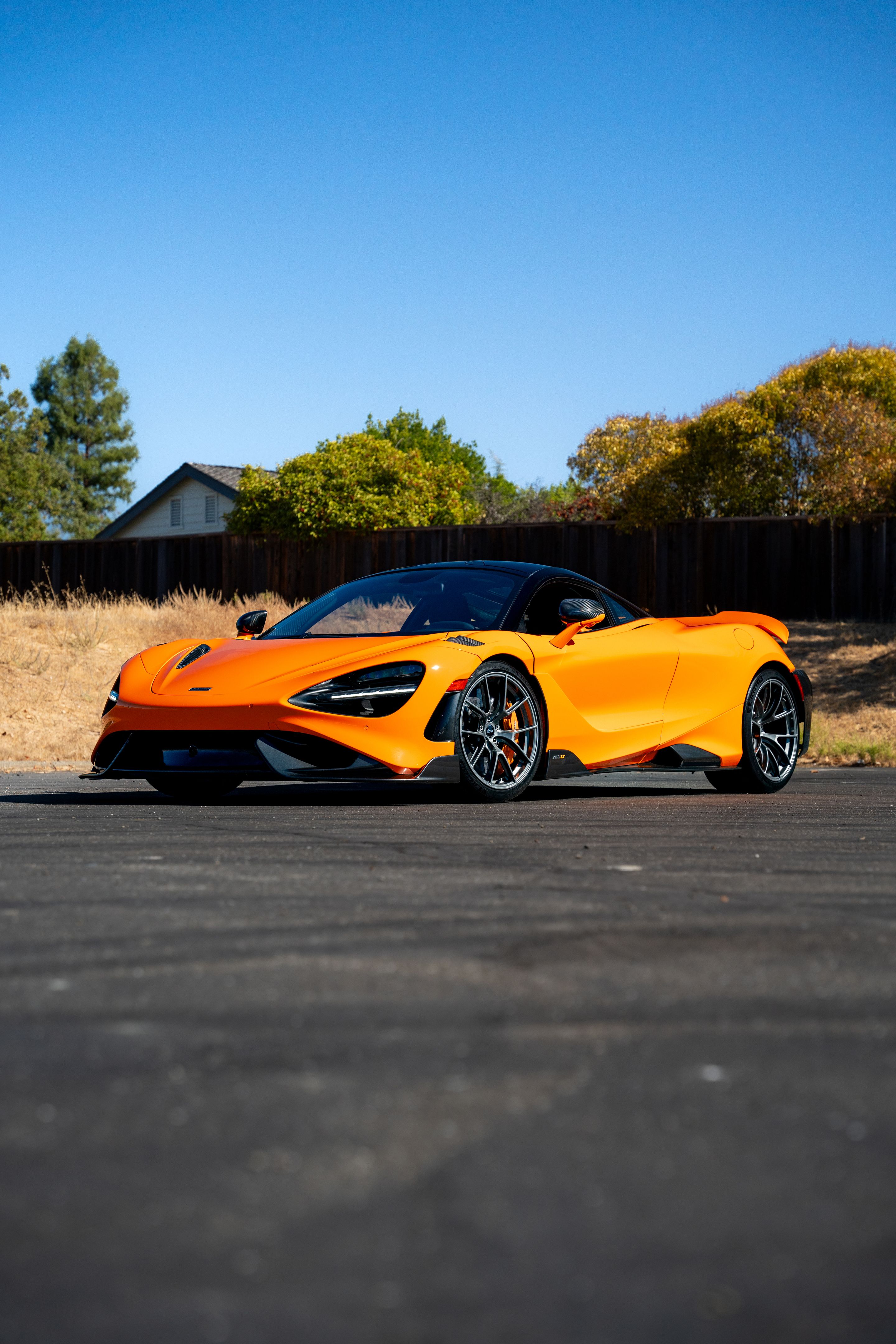 Orange McLaren 765LT with 19"/20" VS-5RS Apex wheels in Anthracite