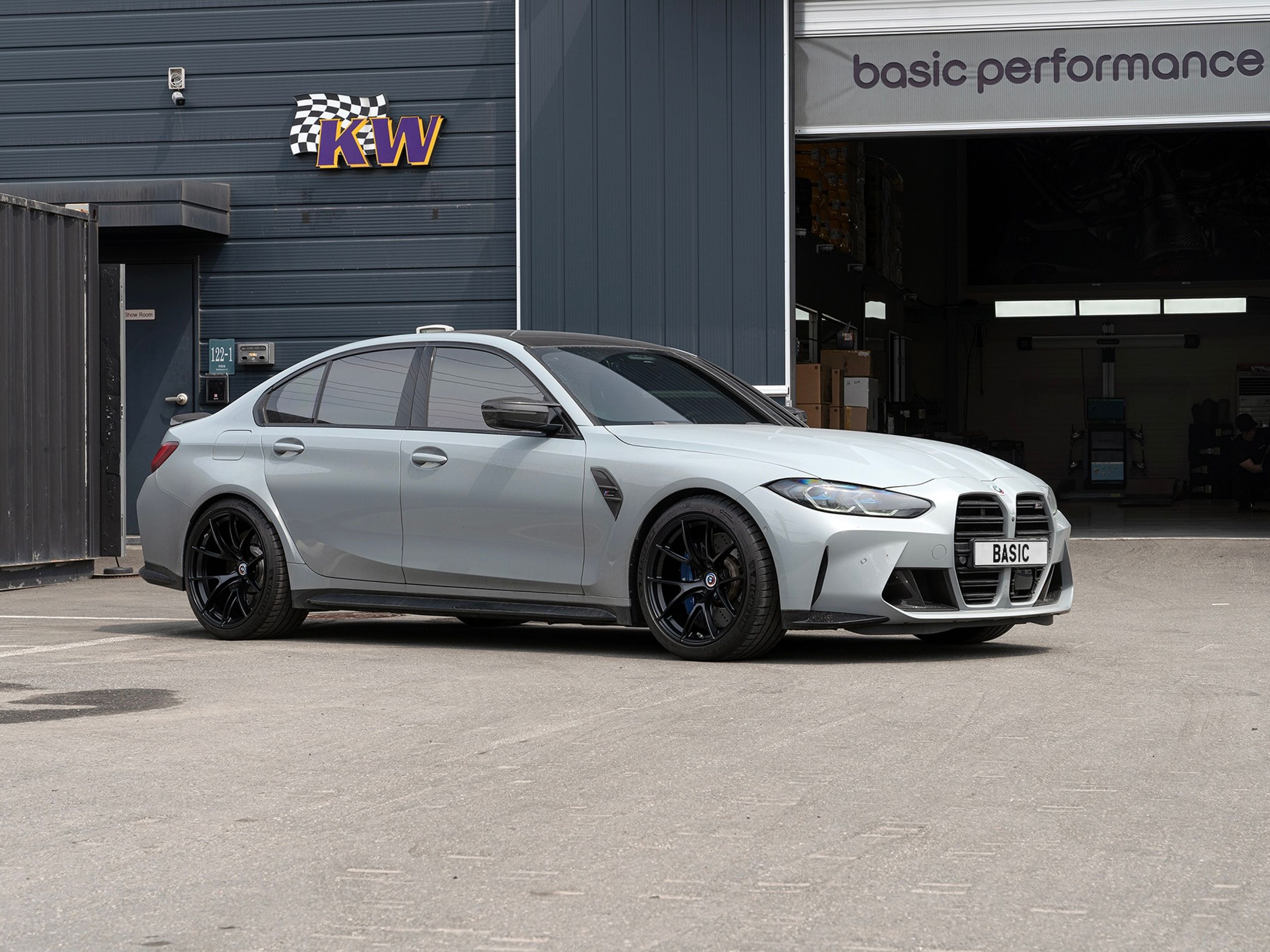 Grey BMW G80 M3 with 19"/20" VS-5RS Apex wheels in Satin Black