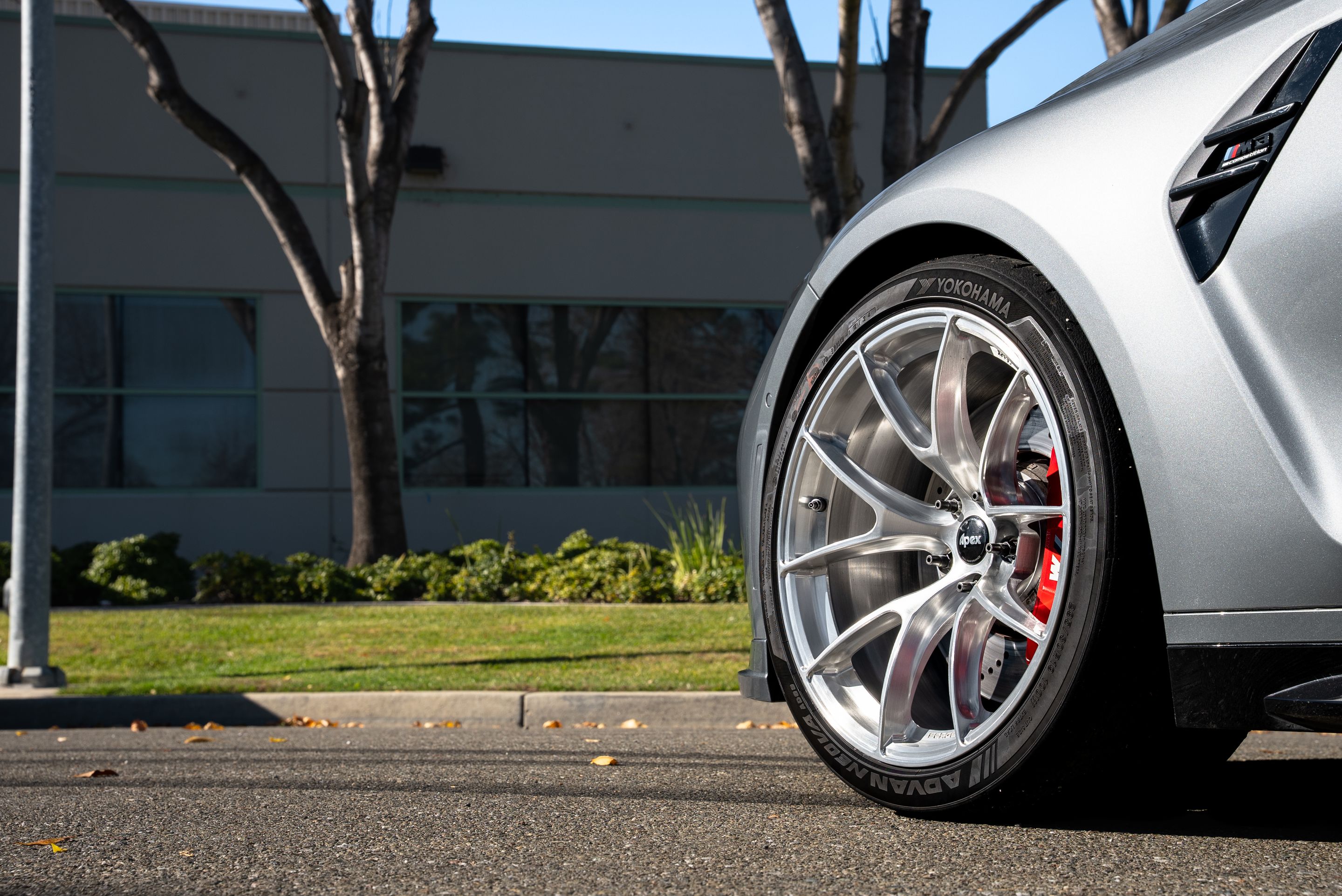 Silver BMW G80 M3 with 19" VS-5RS Apex wheels in Brushed Clear