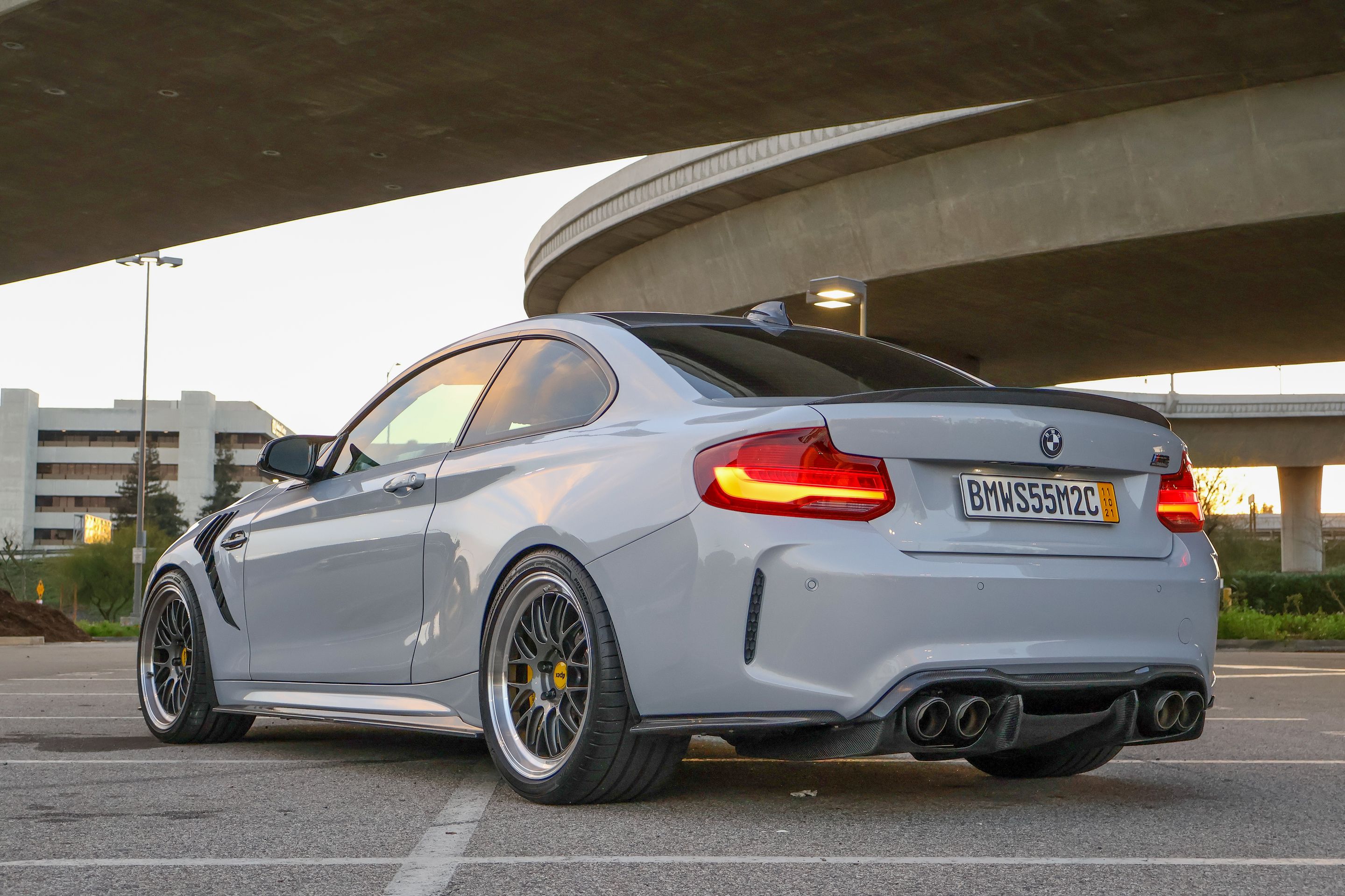 Silver BMW F87 M2 with 19" ML-10RT Apex wheels in Machined Lip Anthracite