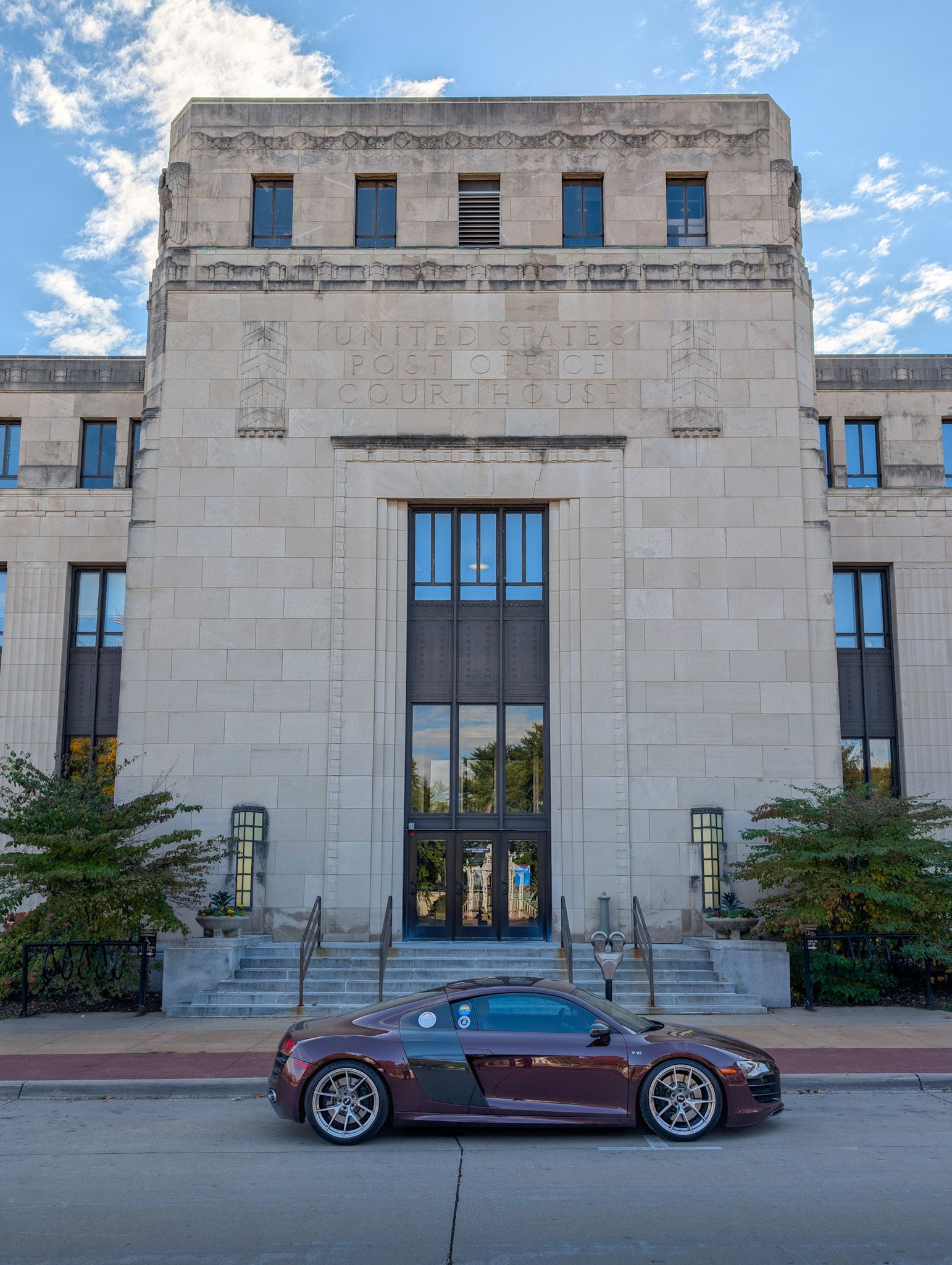 Purple Audi Gen 1 R8 with 19" VS-5RS Apex wheels in Brushed Clear
