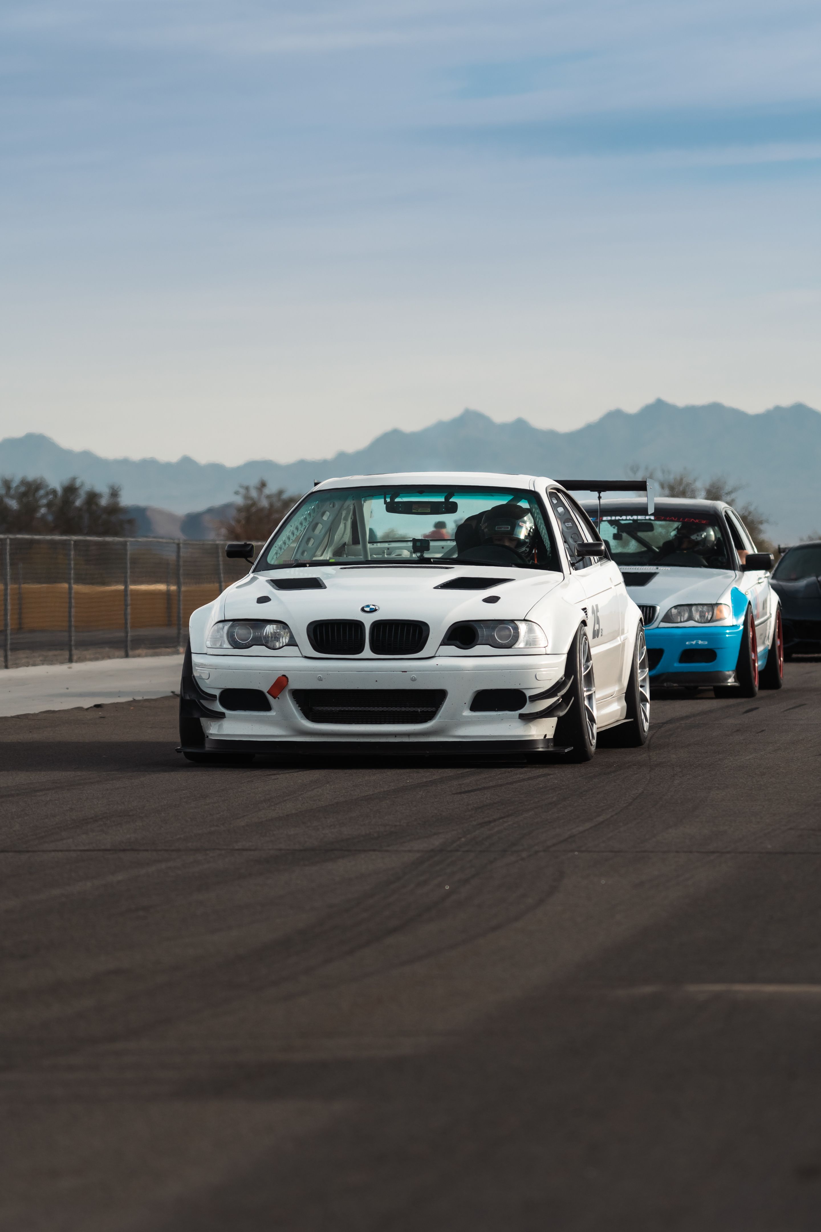 White BMW E46 M3 with 18" VS-5RS Apex wheels in Brushed Clear