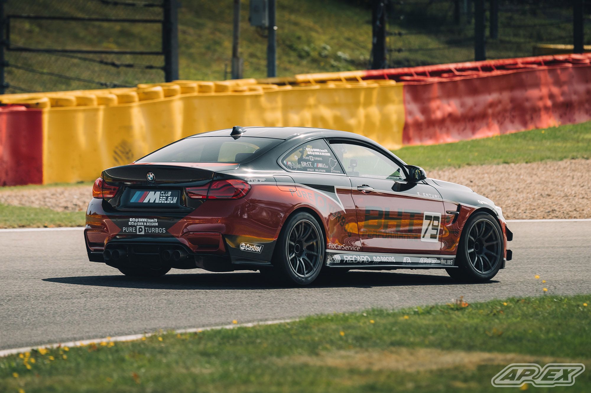Orange BMW F82 Coupe M4 with 18" SM-10 Apex wheels in Anthracite