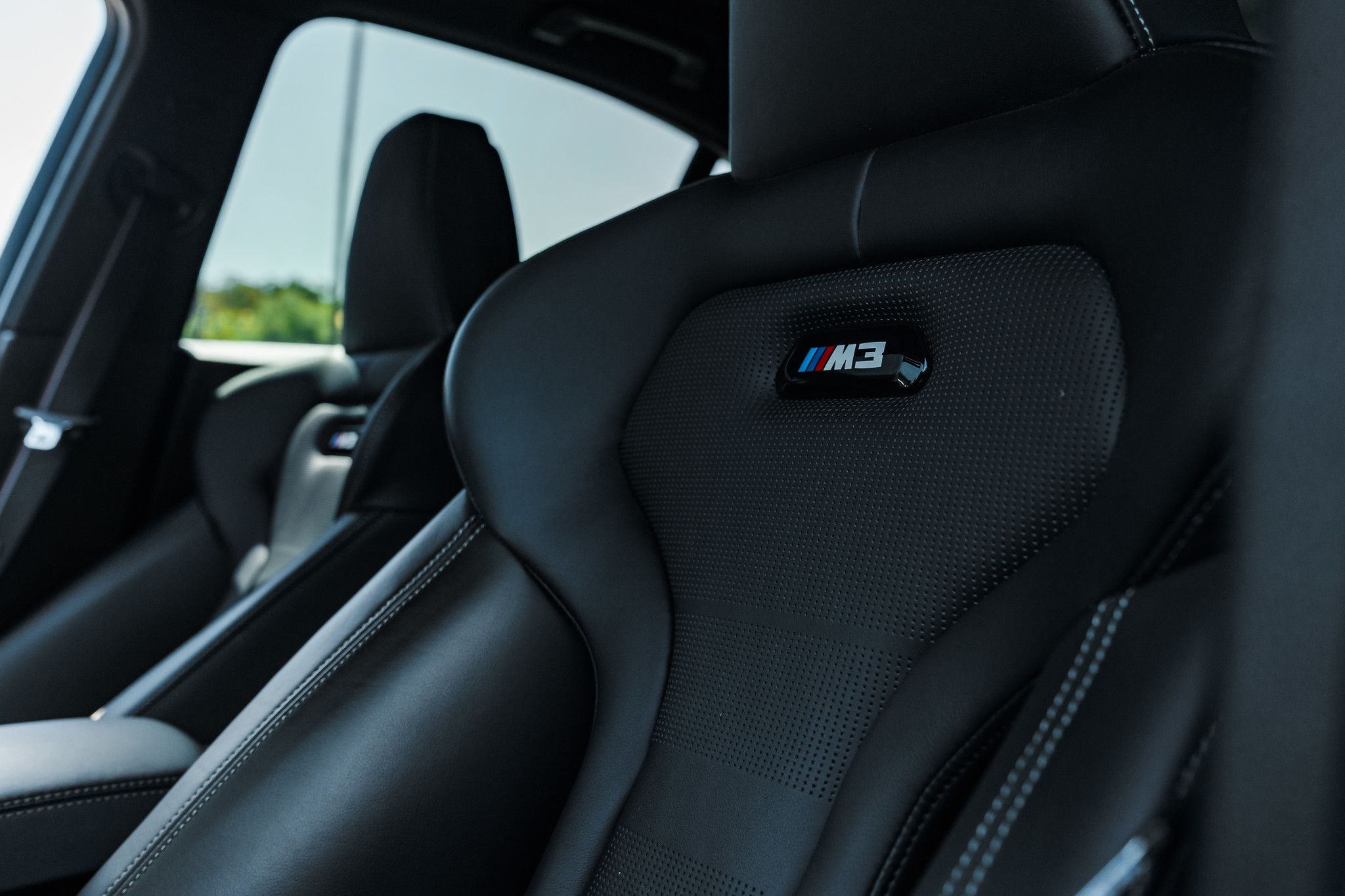 Red BMW F82 Coupe M4 with 19" VS-5RS Apex wheels in Anthracite