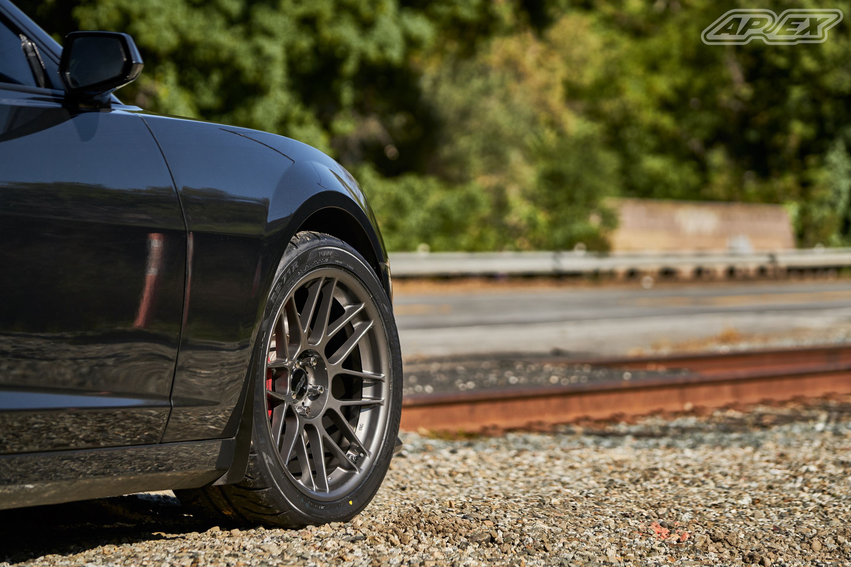 Grey Chevrolet 5th Gen Camaro RS with 19" ARC-8 Apex wheels in Anthracite