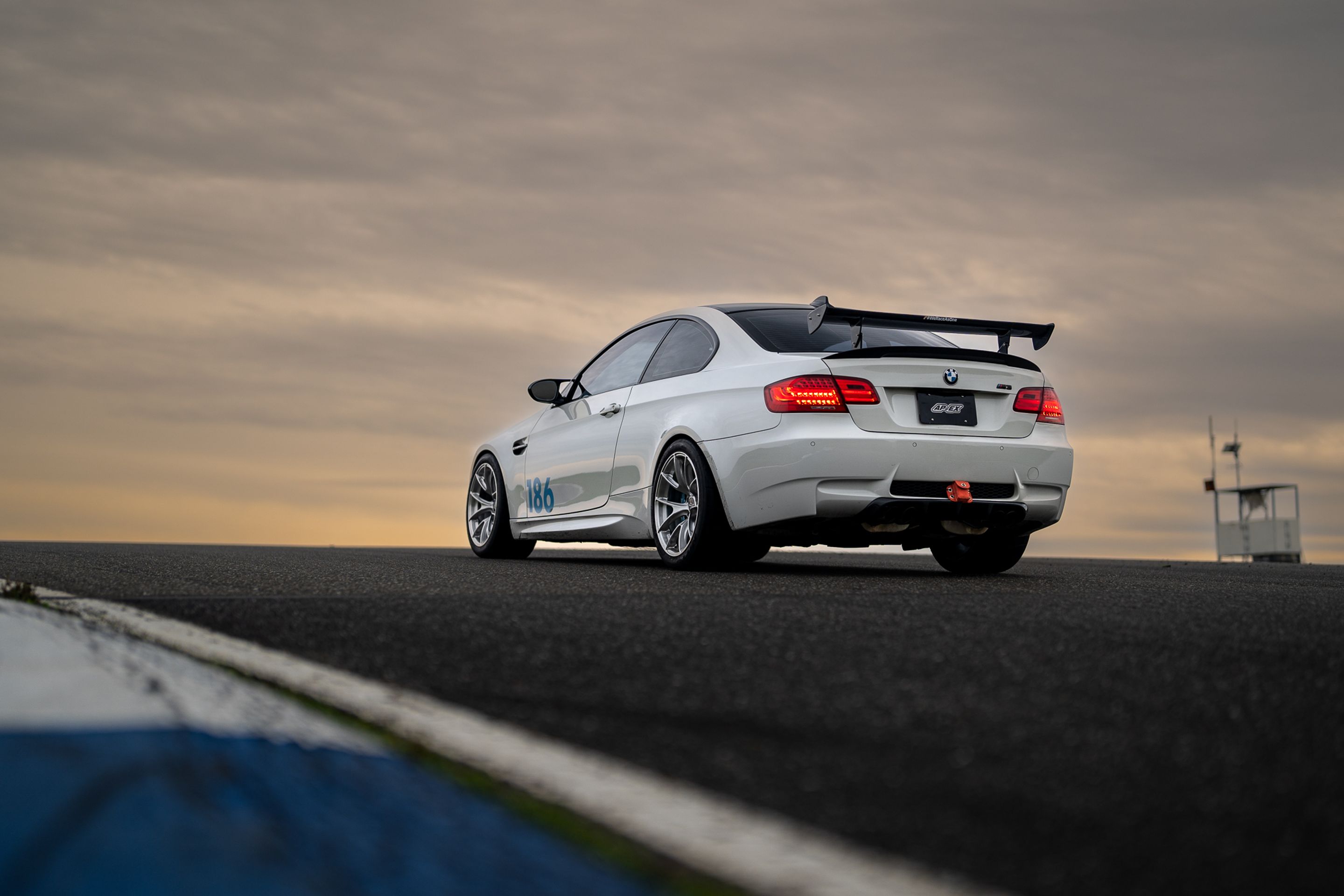 White BMW E92 Coupe M3 with 18" VS-5RS Apex wheels in Brushed Clear