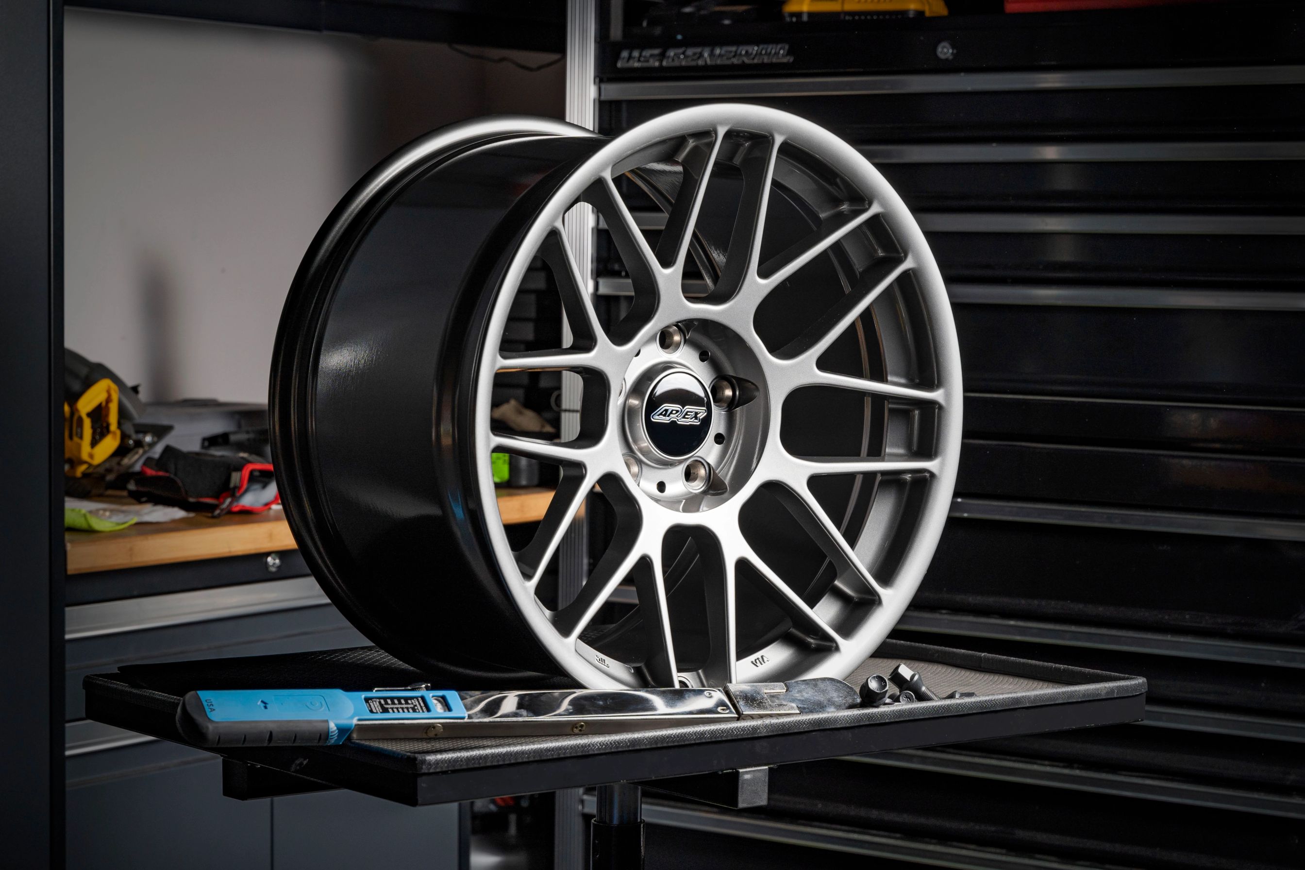 Apex ARC-8 flow formed