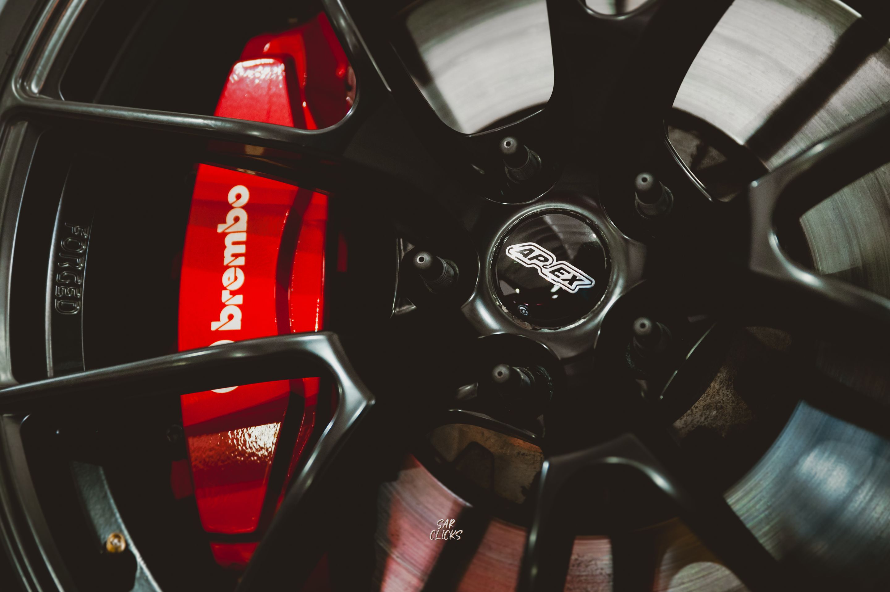 White Ford S550 Mustang GT500 with 20" VS-5RS Apex wheels in Satin Black