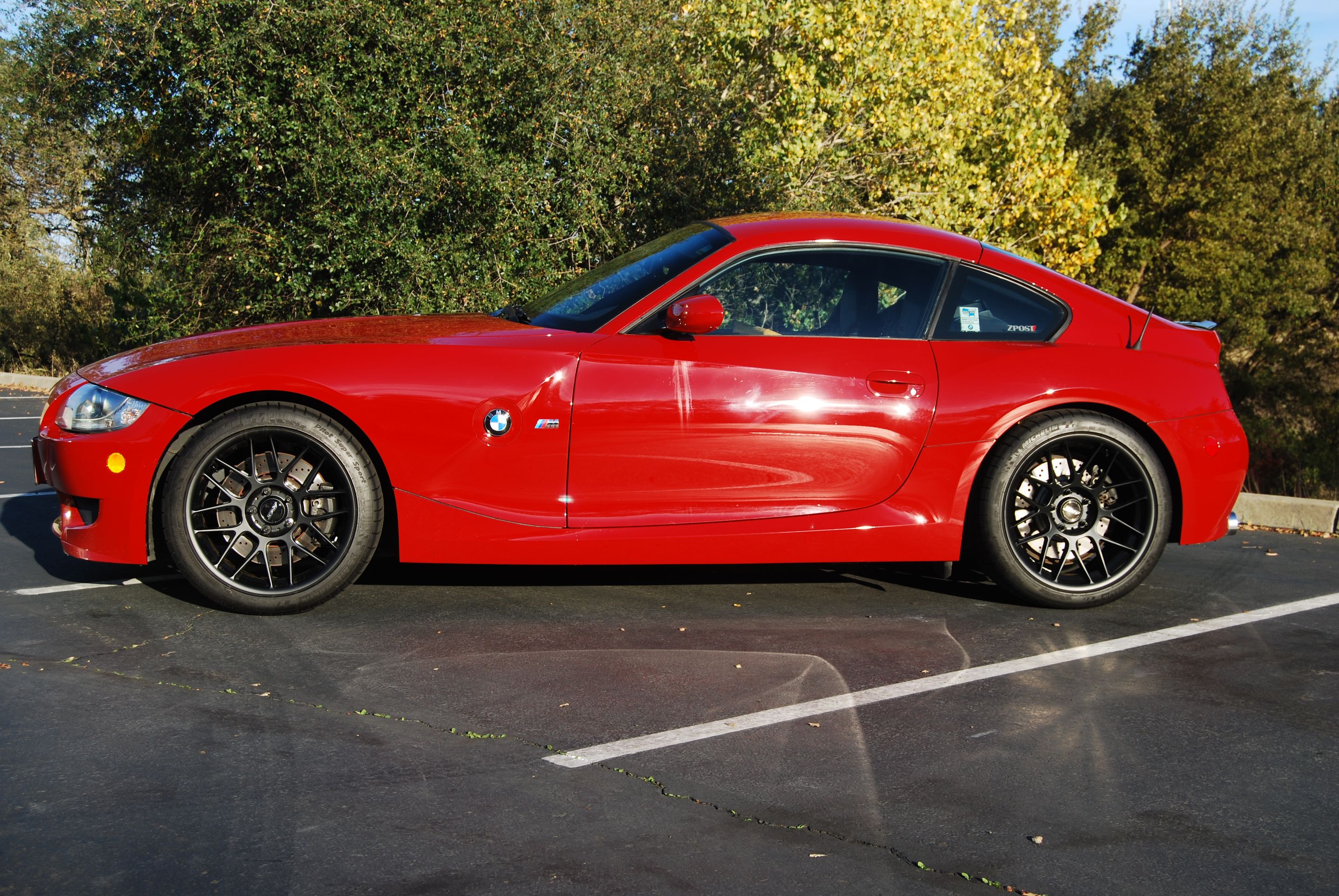Red BMW E86 Coupe Z4 M with 18" ARC-8 Apex wheels in Satin Black