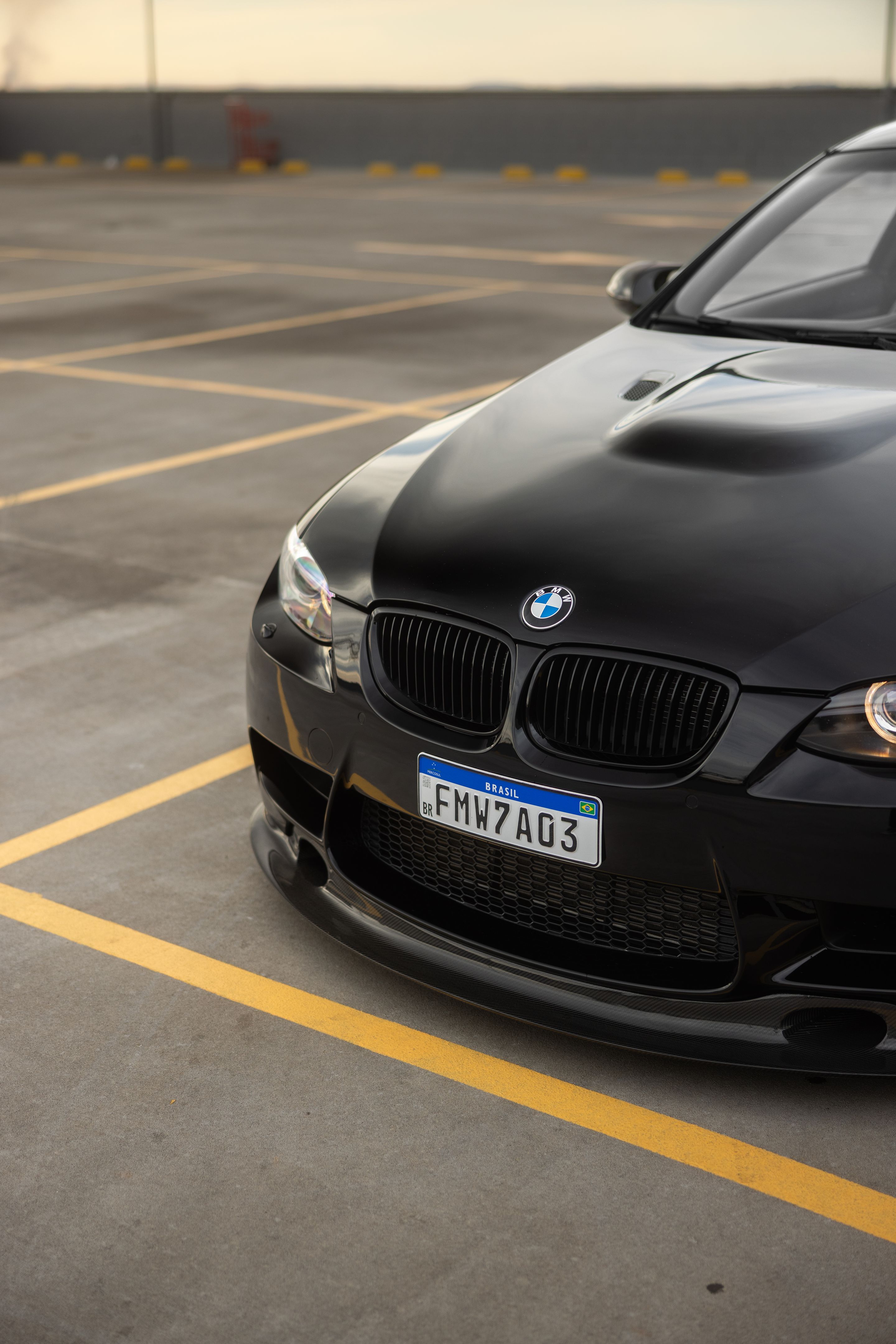 Black BMW E92 Coupe M3 with 18" ML-10RT Apex wheels in Machined Lip Gloss Motorsport Gold