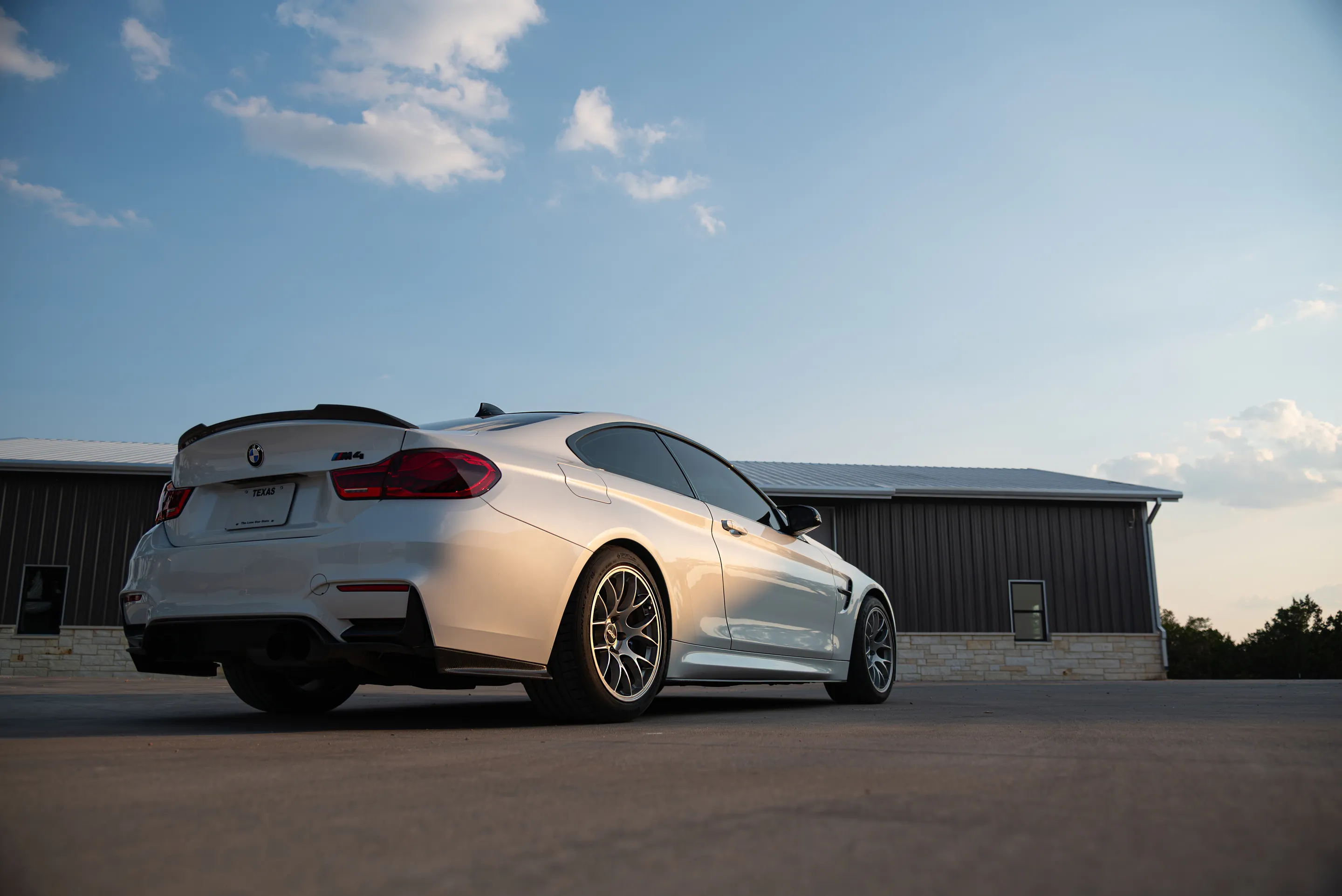 White BMW F82 Coupe M4 with 18" EC-7 Apex wheels in Race Silver