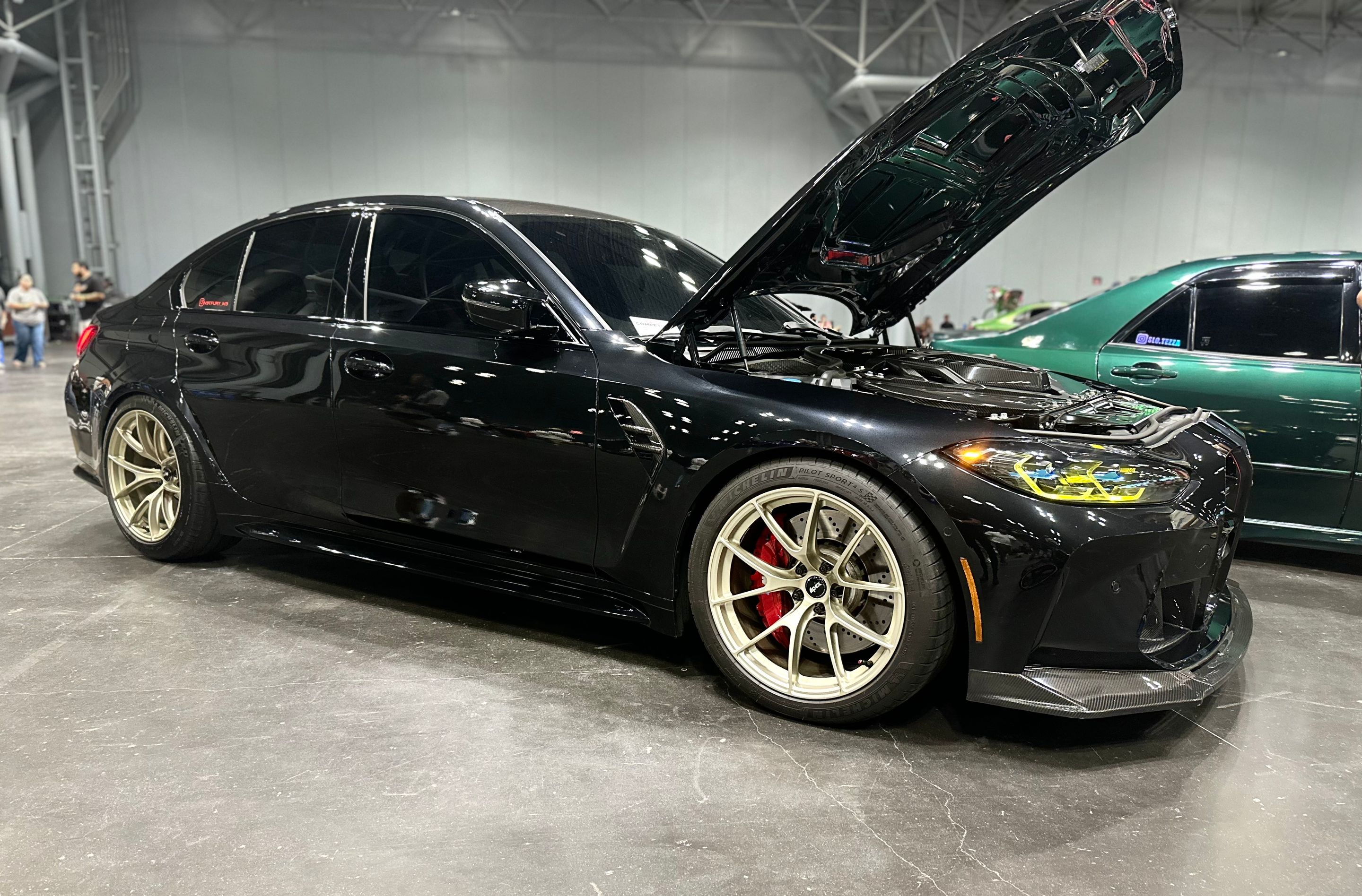 Black BMW G80 M3 with 19" VS-5RS Apex wheels in Motorsport Gold