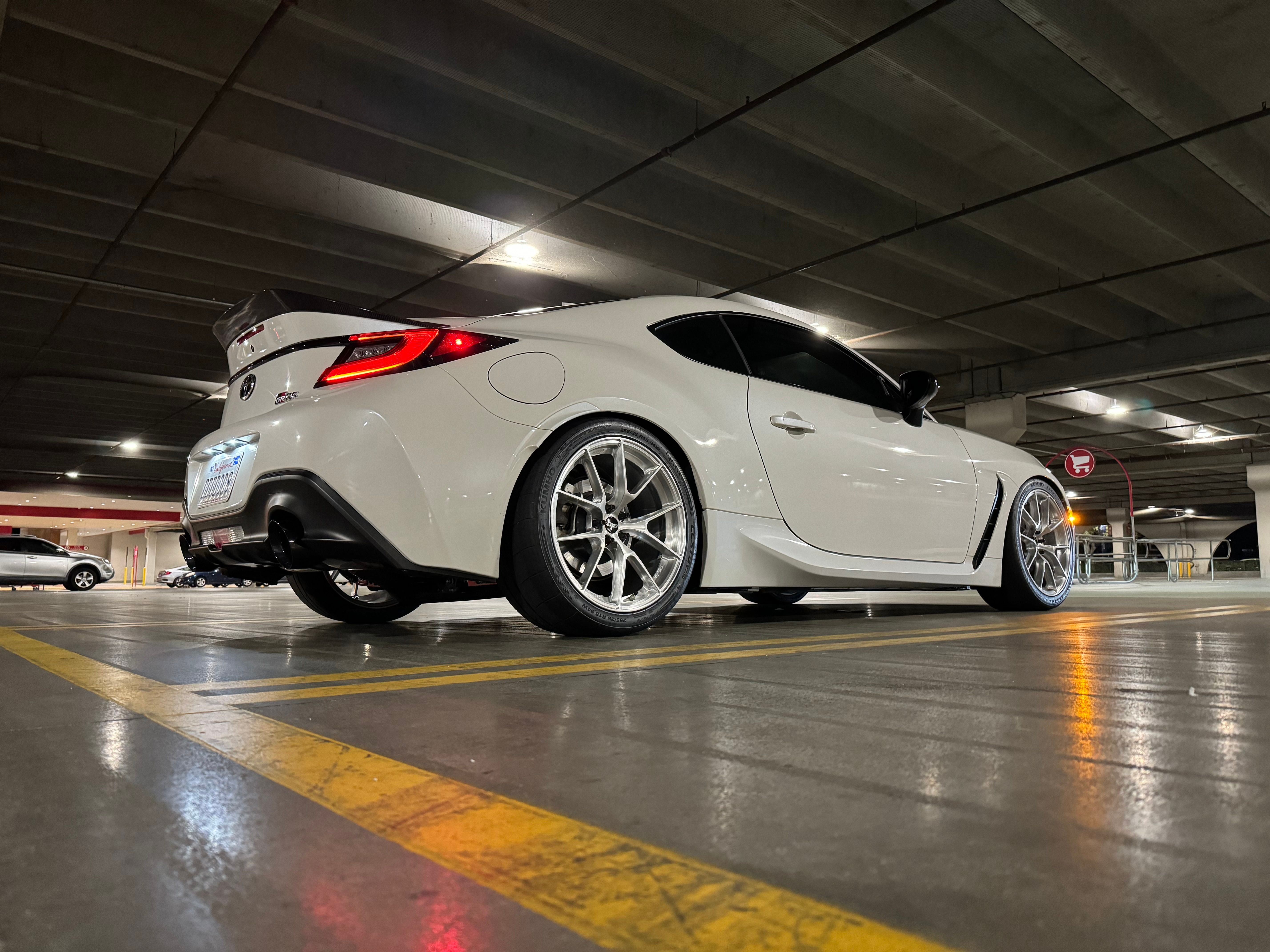 Toyota GR86 with 18
