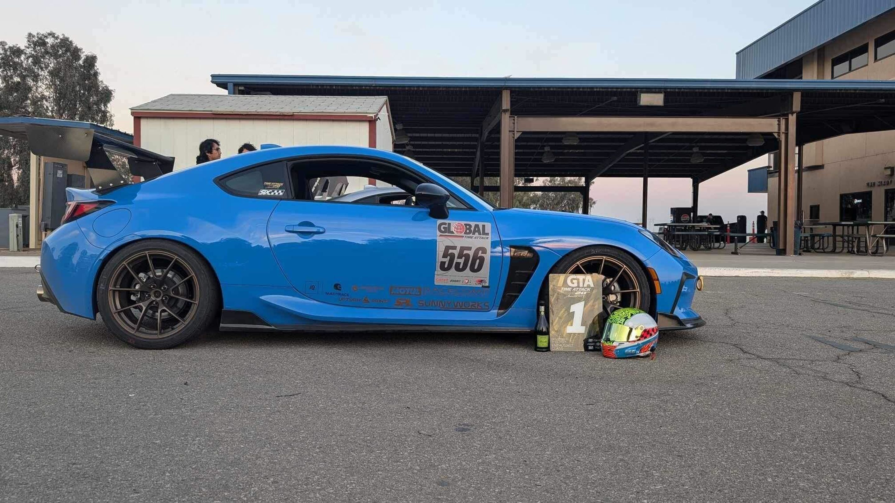 Blue Toyota GR86 with 18" VS-5RS Apex wheels in Satin Bronze