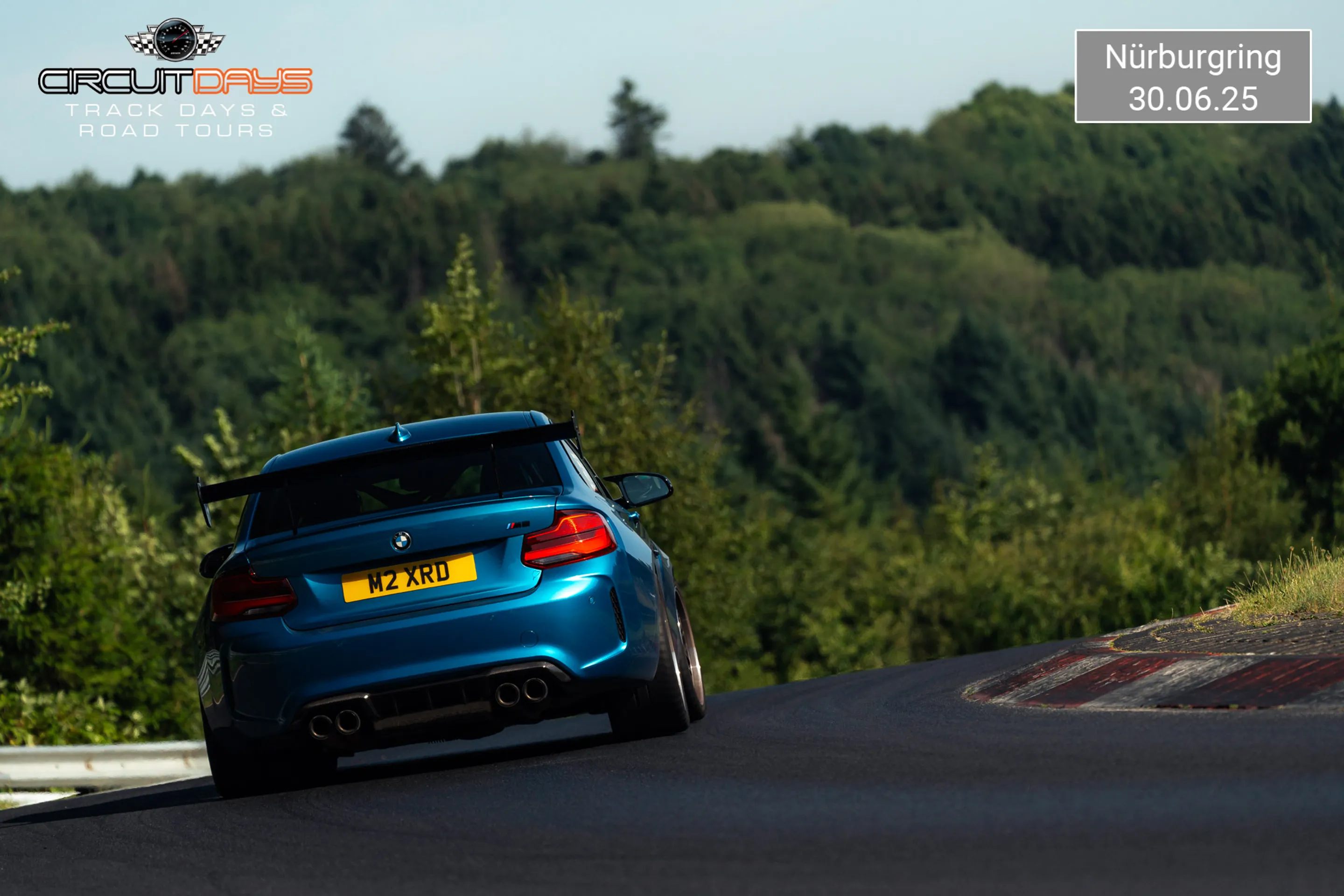 Blue BMW F87 M2 with 19" ML-10RT Apex wheels in Machined Lip Anthracite