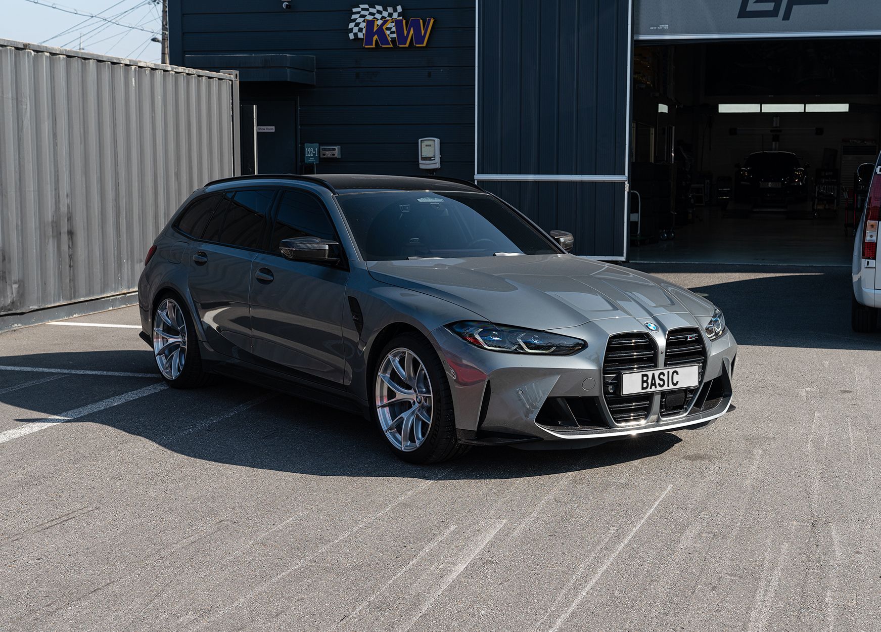 Grey BMW G80 M3 with 19"/20" VS-5RS Apex wheels in Brushed Clear