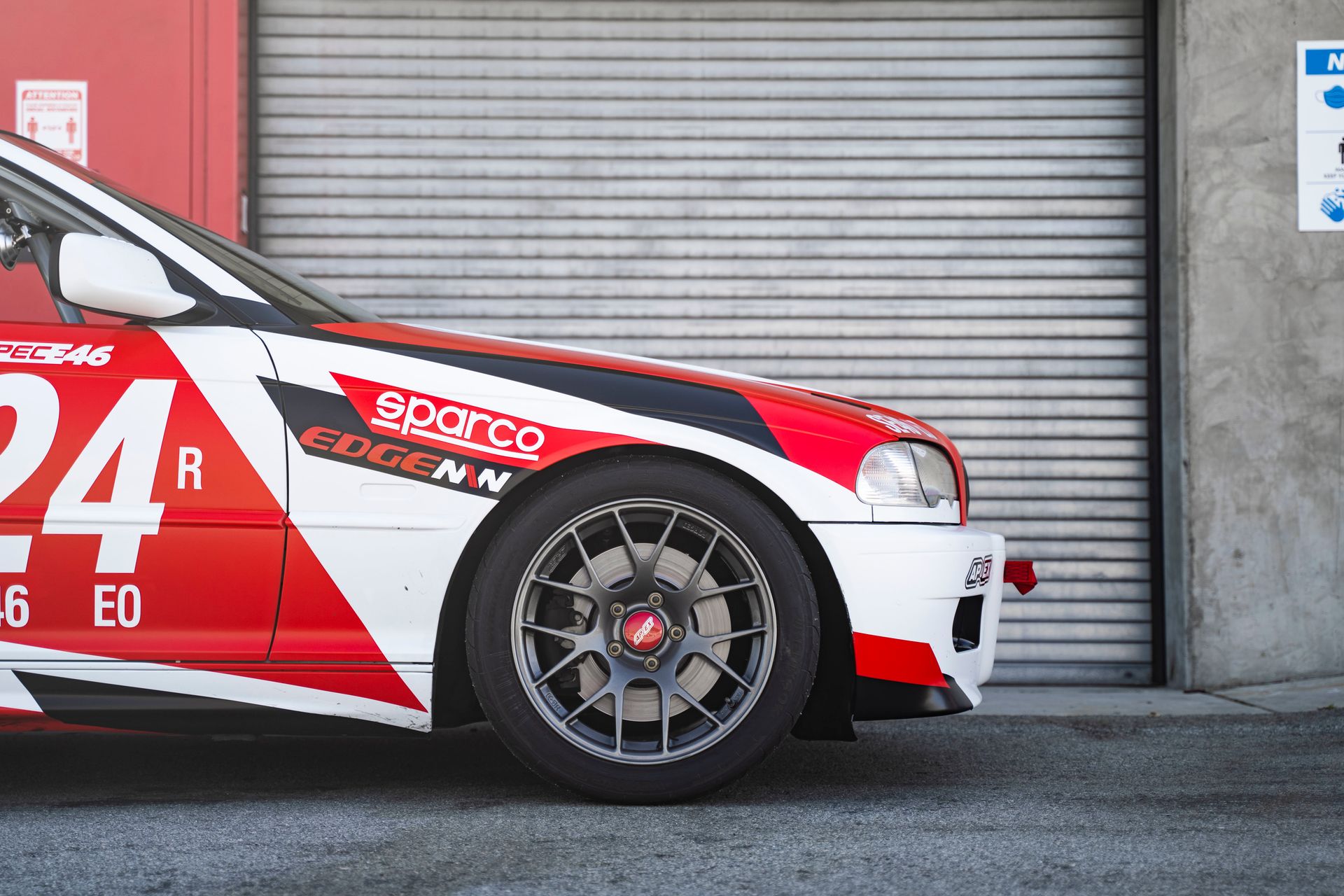 BMW Spec E46 with 17