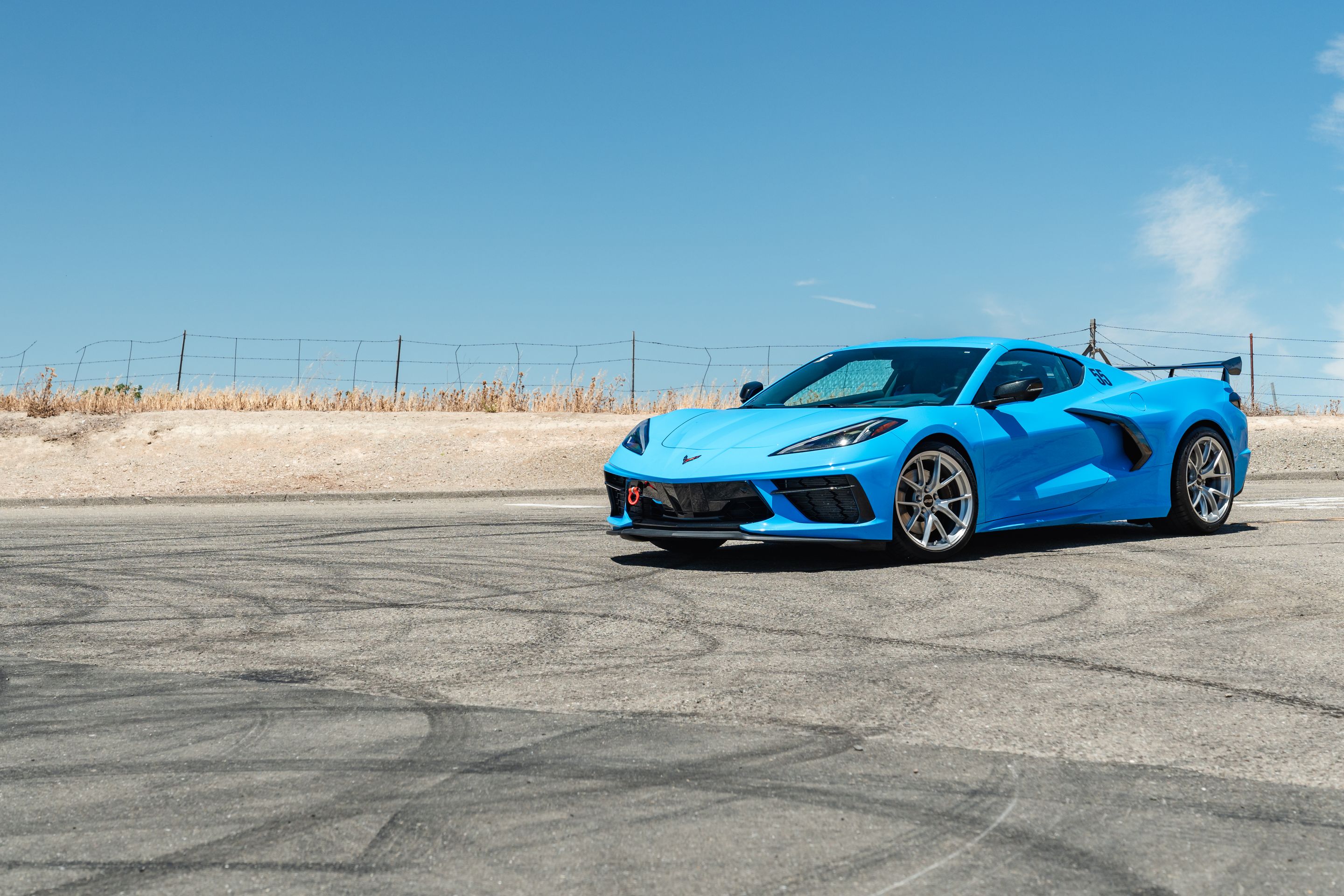 Blue Chevrolet C8 Corvette Stingray/Z51 with 19" VS-5RS Apex wheels in Brushed Clear