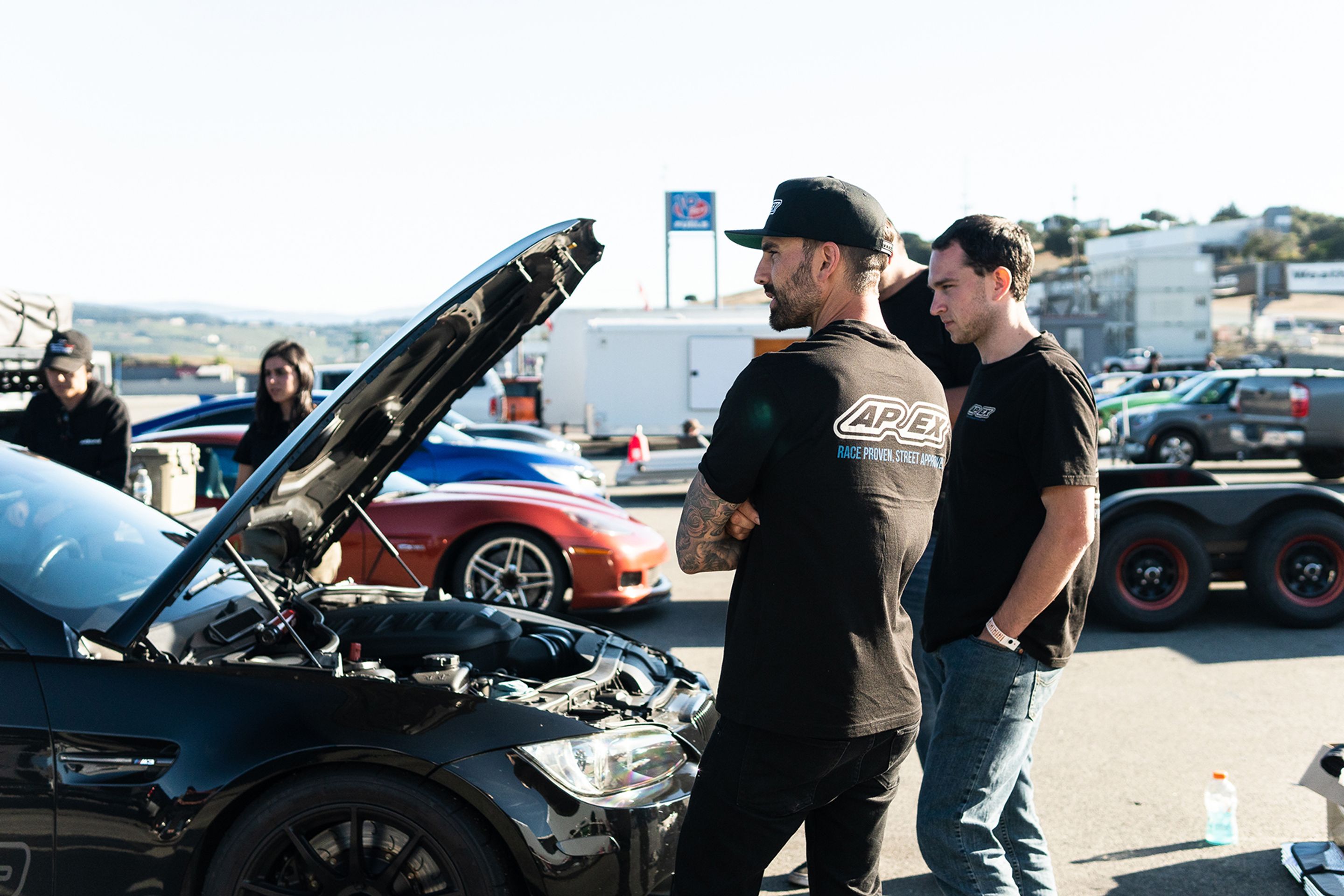 White Porsche 911 996 GT2 with 20" FL-5 Apex wheels in Brushed Clear