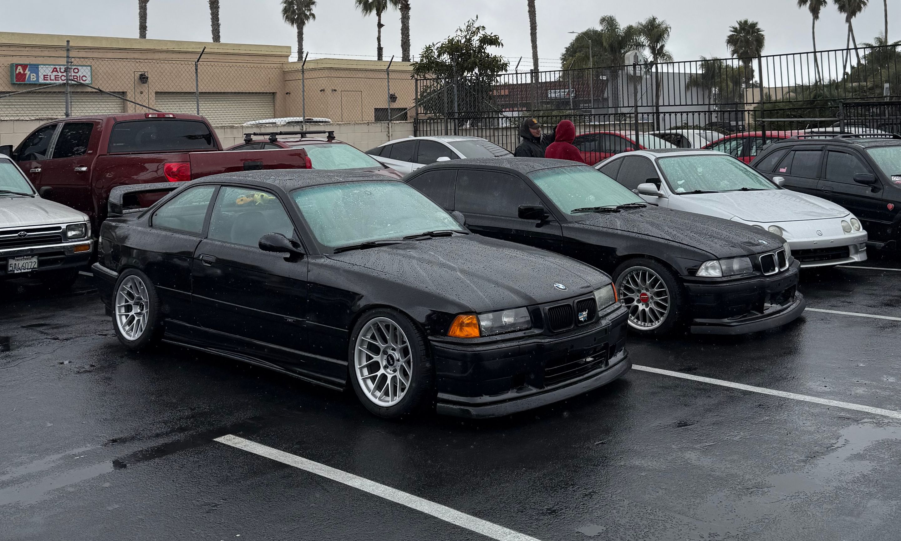 Yellow BMW E36 M3 with 17" ARC-8 Apex wheels in Race Silver