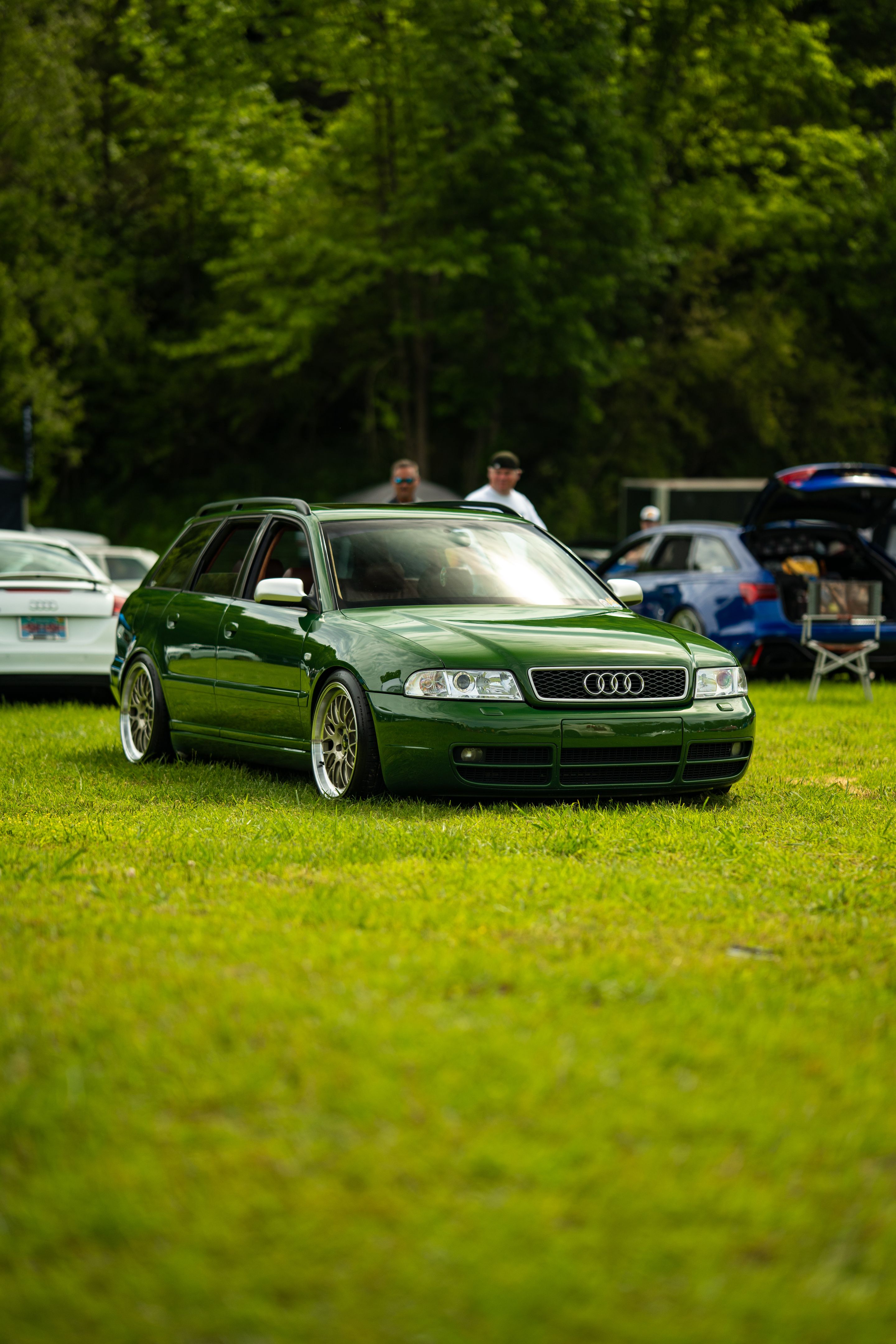 Green Audi B5 S4 Avant/Wagon with 18" ML-10RT Apex wheels in Machined Lip Gloss Motorsport Gold