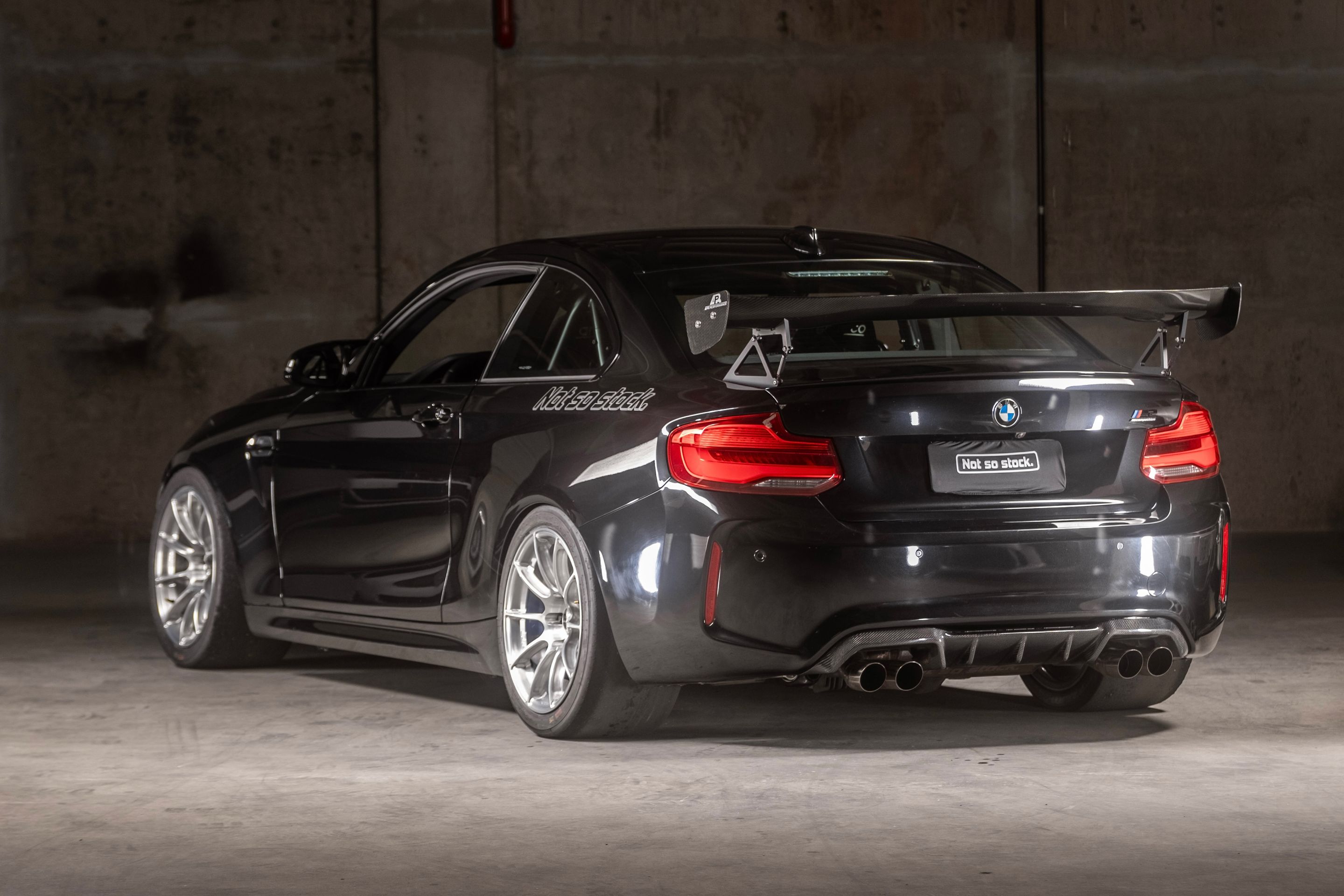 Black BMW F87 M2 with 18" SM-10RS Apex wheels in Brushed Clear