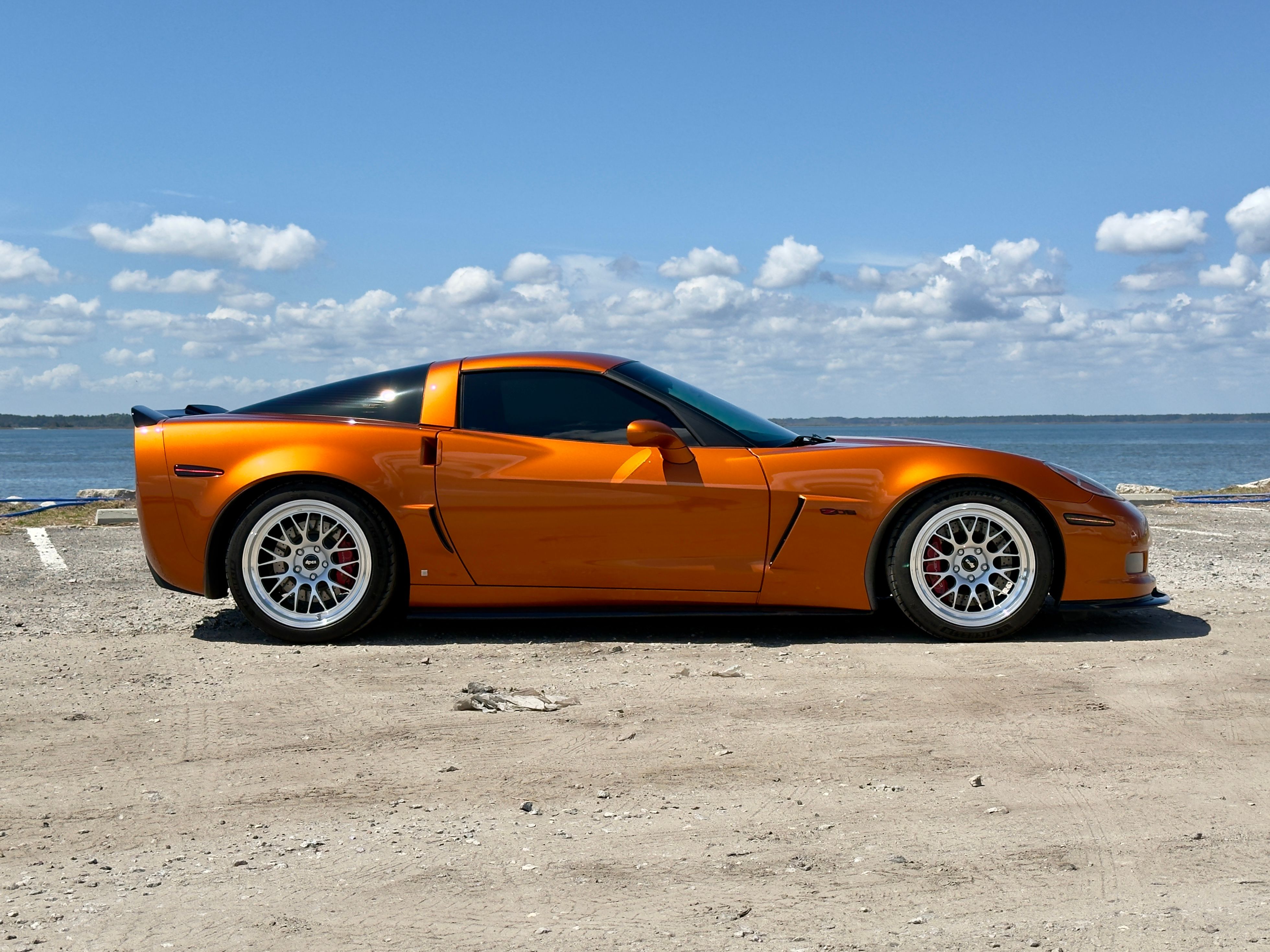 Chevrolet C6 Corvette Z06 with 18