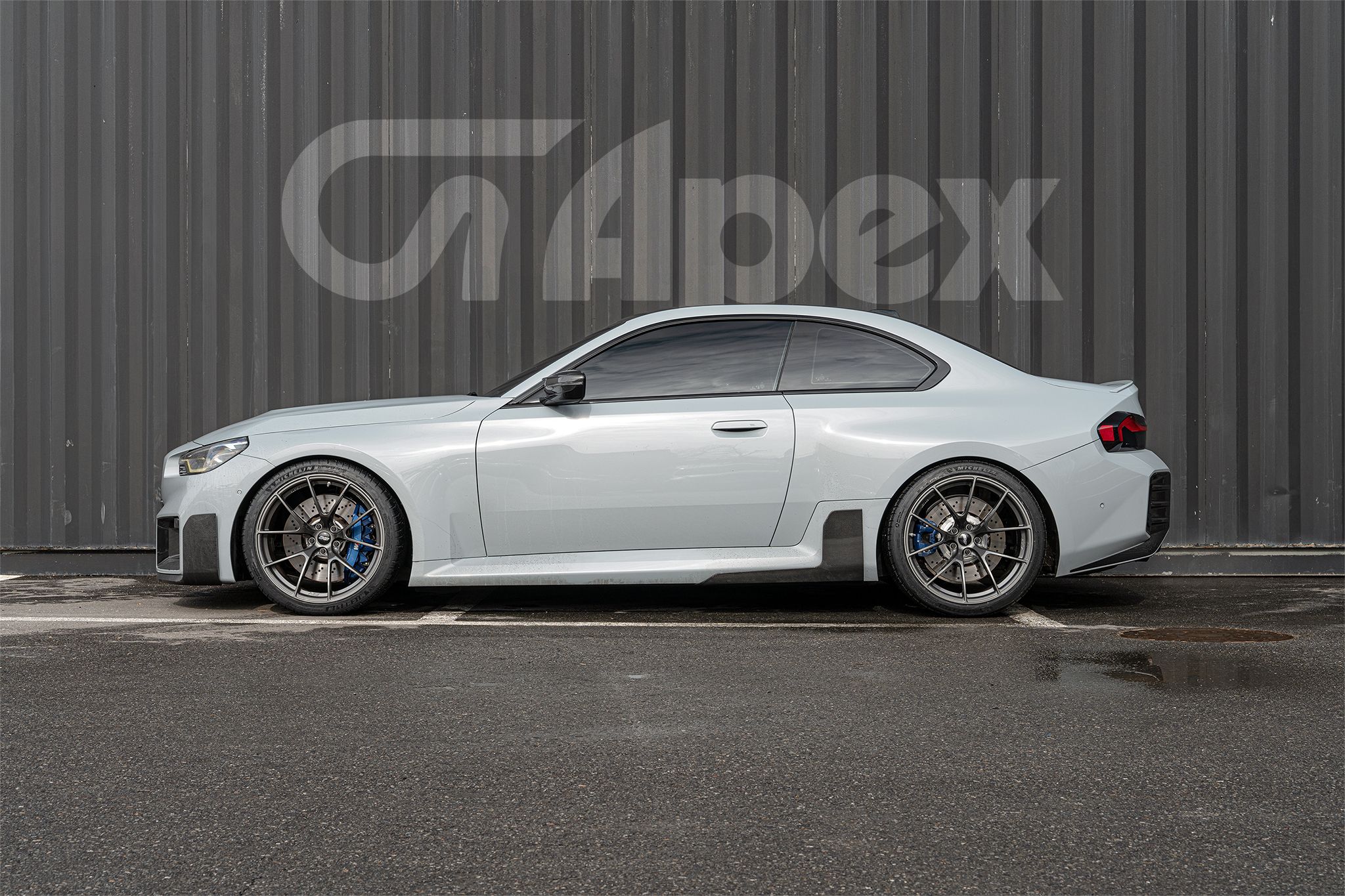 Grey BMW G87 M2 with 20" VS-5RS Apex wheels in Anthracite