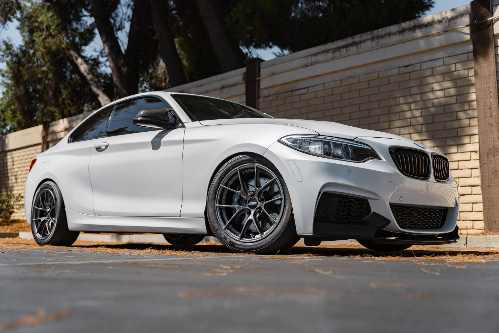 BMW F22 Coupe 2 Series with 17 VS-5RS in Anthracite on BMW F22