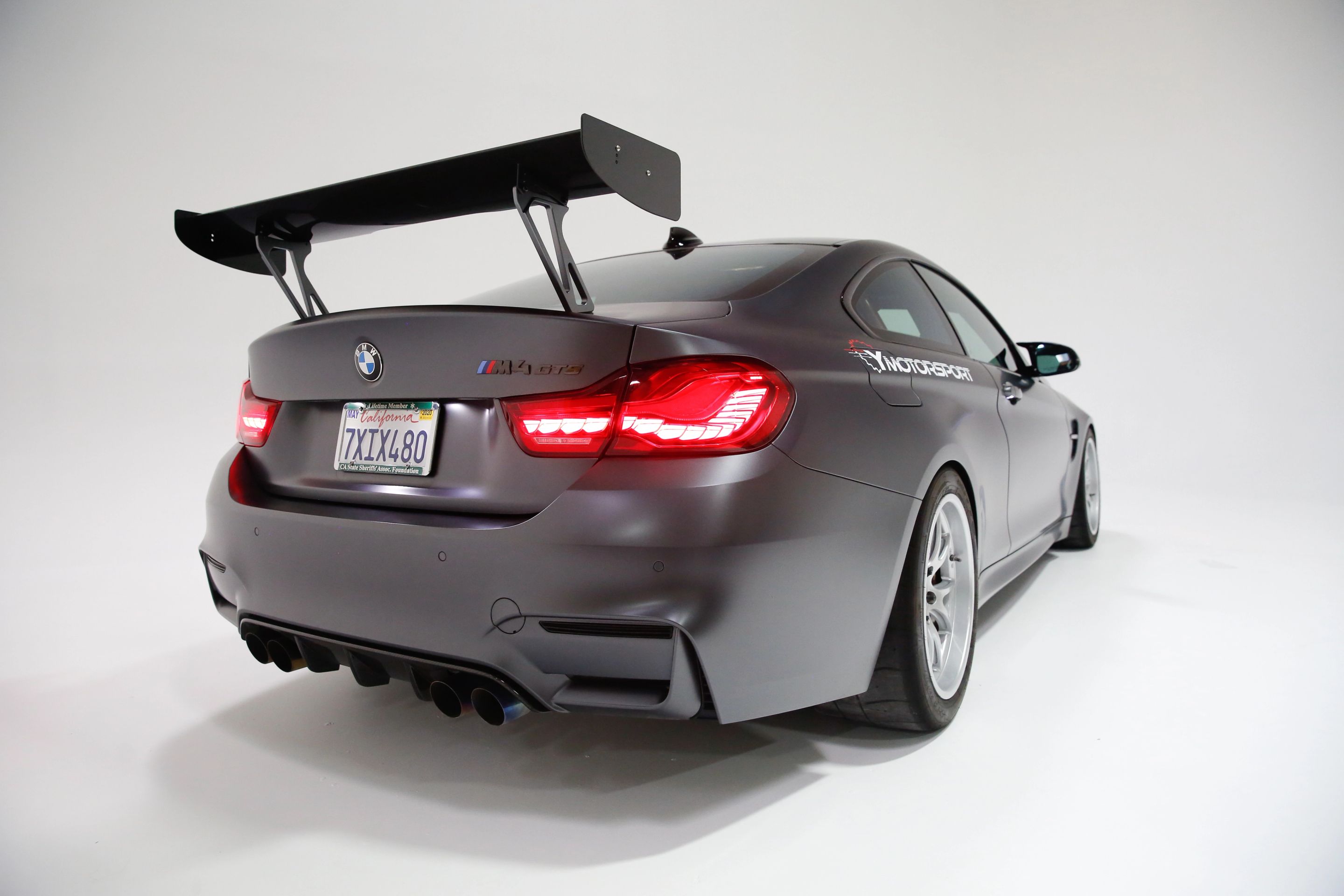 Grey BMW F82 Coupe M4 with 18" FL-5 Apex wheels in Race Silver