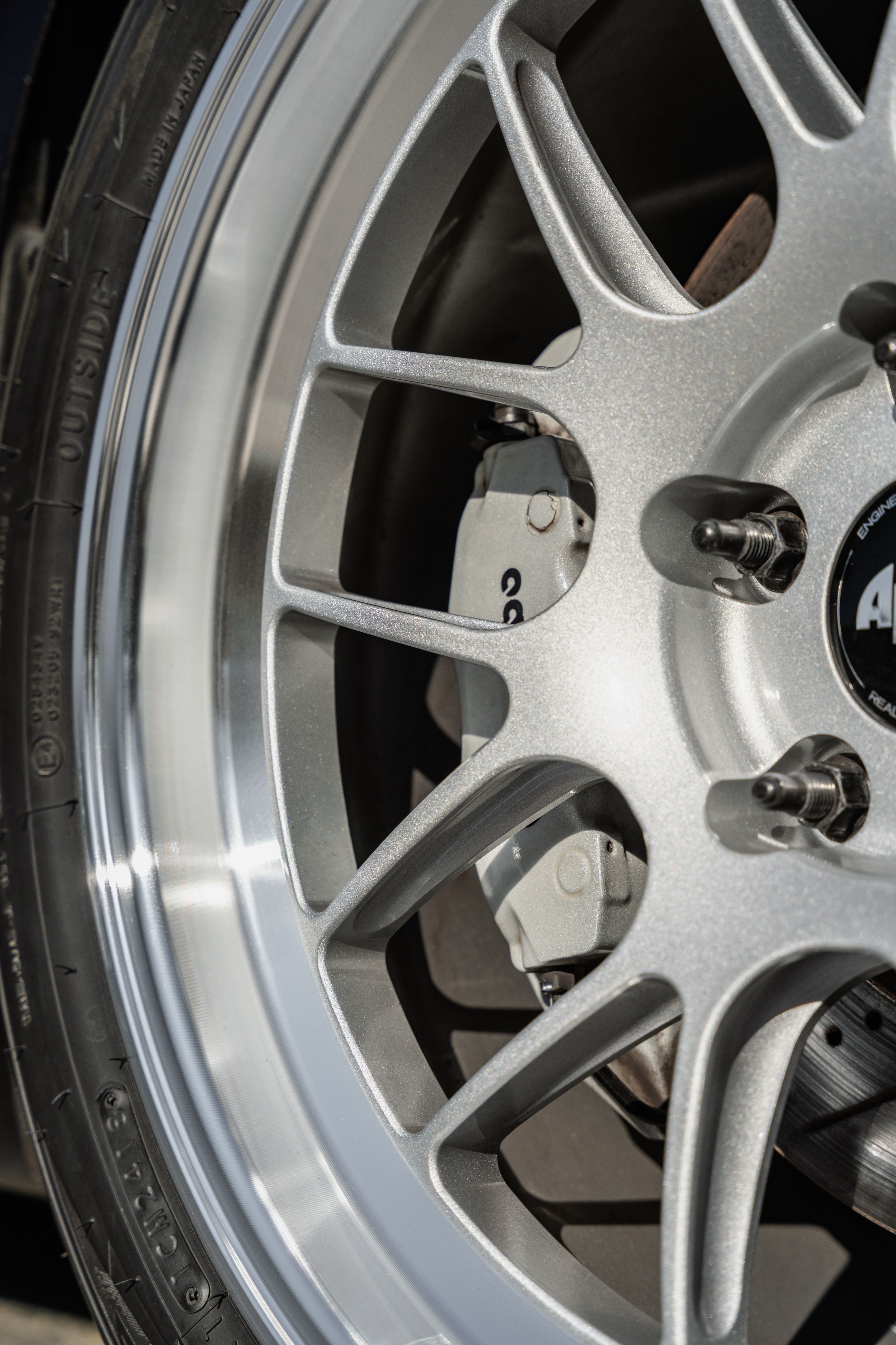 Black BMW E46 M3 with 18" ML-7RT Apex wheels in Machined Lip Race Silver