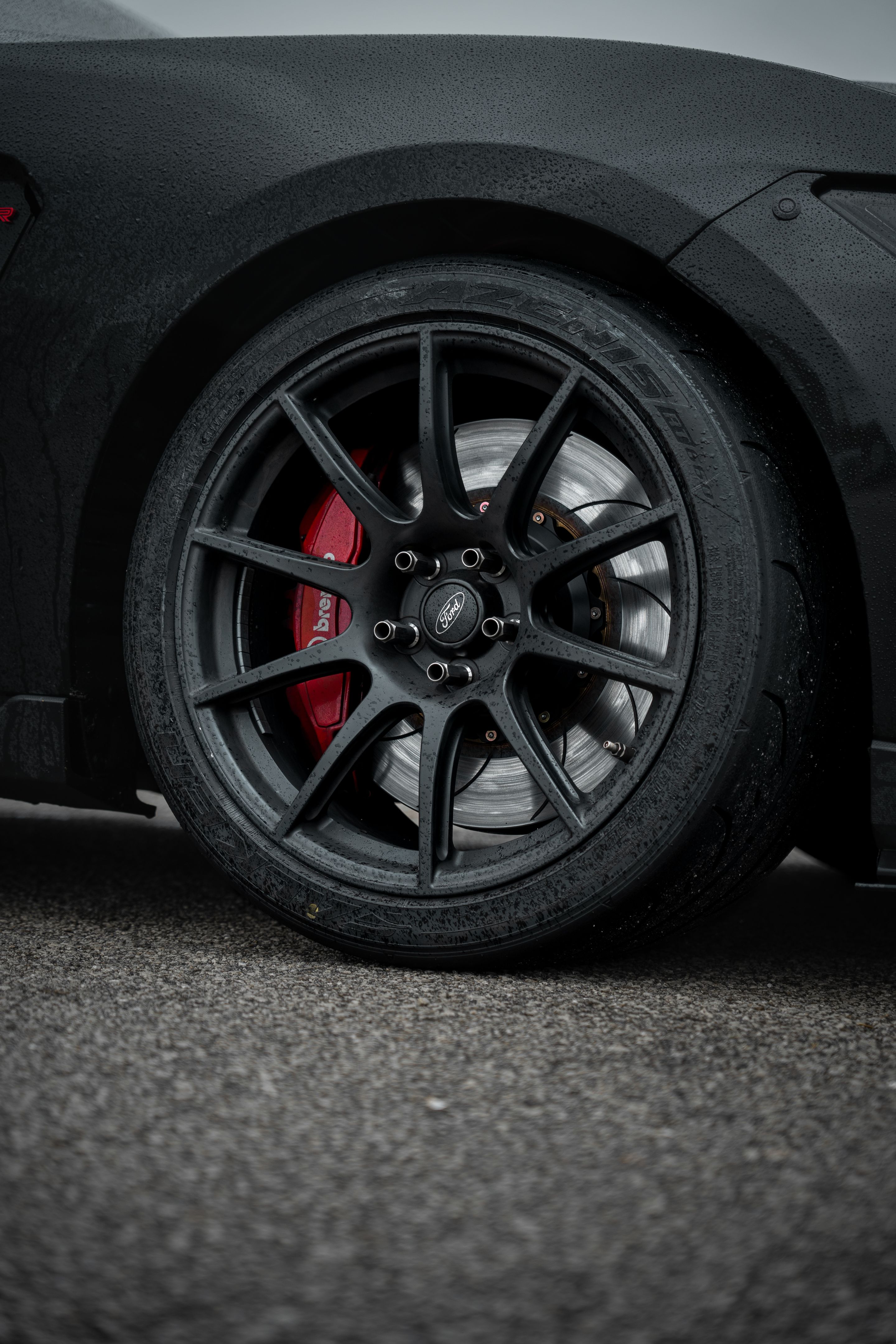 Black Ford S550 Mustang GT350R with 19" SM-10 Apex wheels in Satin Black