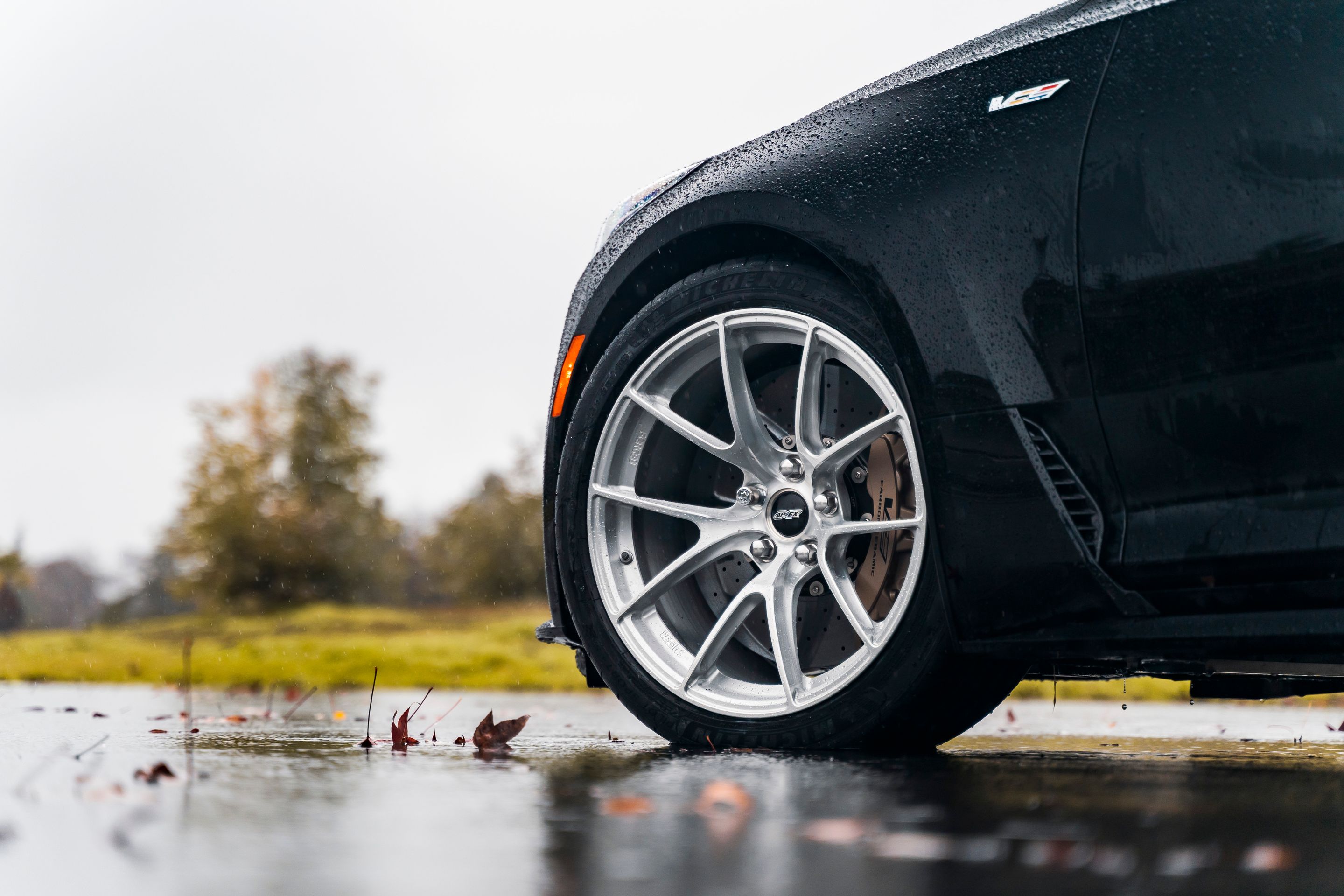 Black Cadillac CT5-V Blackwing with 19" VS-5RS Apex wheels in Brushed Clear