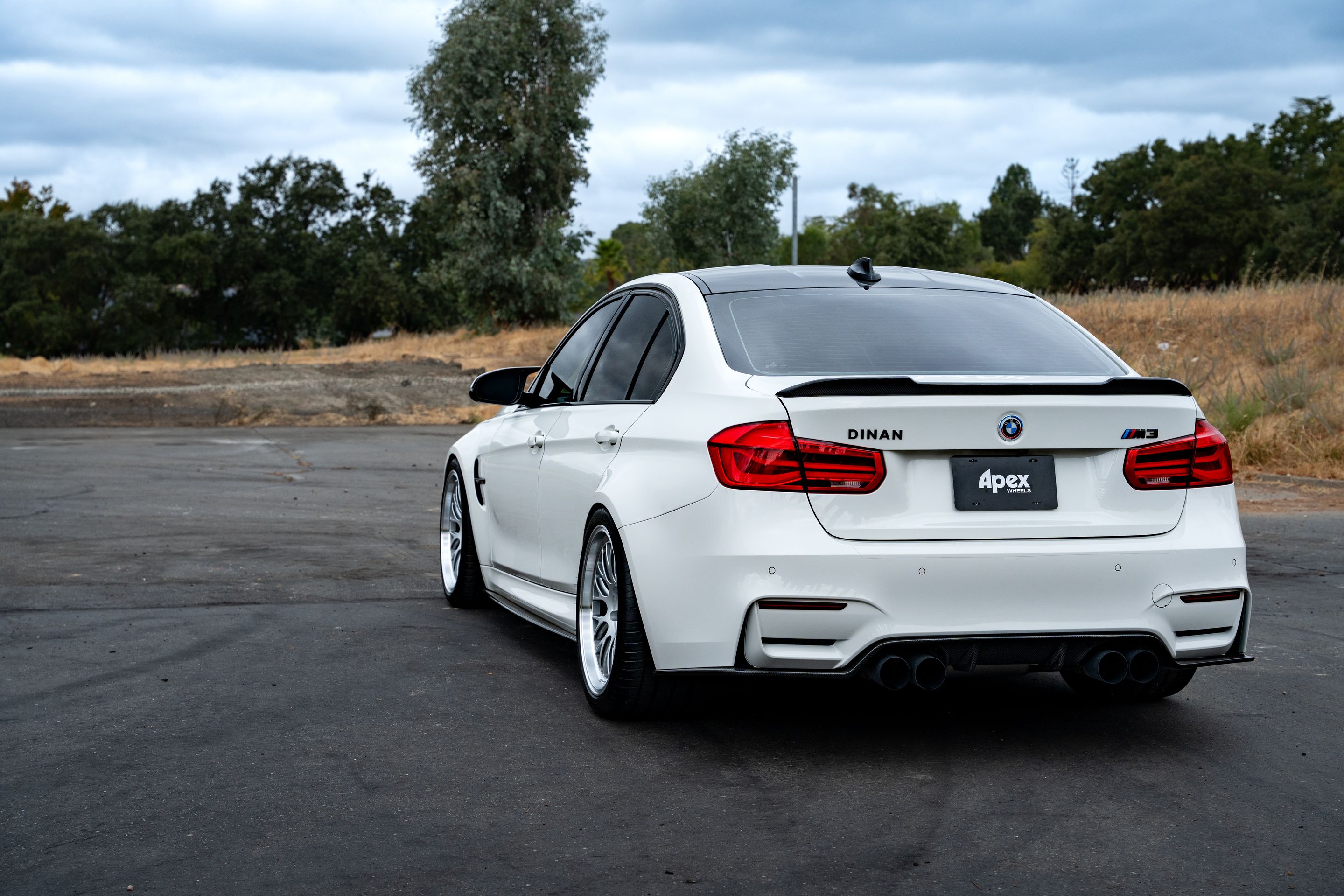 White BMW F80 M3 with 19" ML-10RT Apex wheels in Machined Lip Race Silver