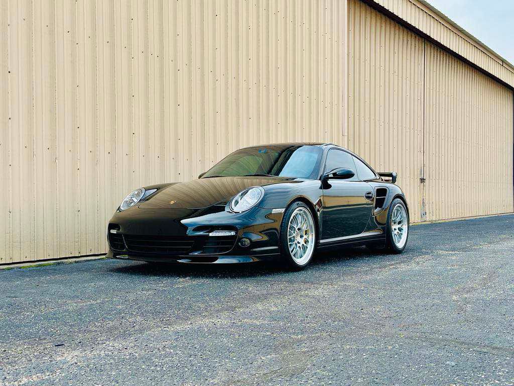Black Porsche 911 997 Turbo with 19" ML-10RT Apex wheels in Machined Lip Brushed Clear