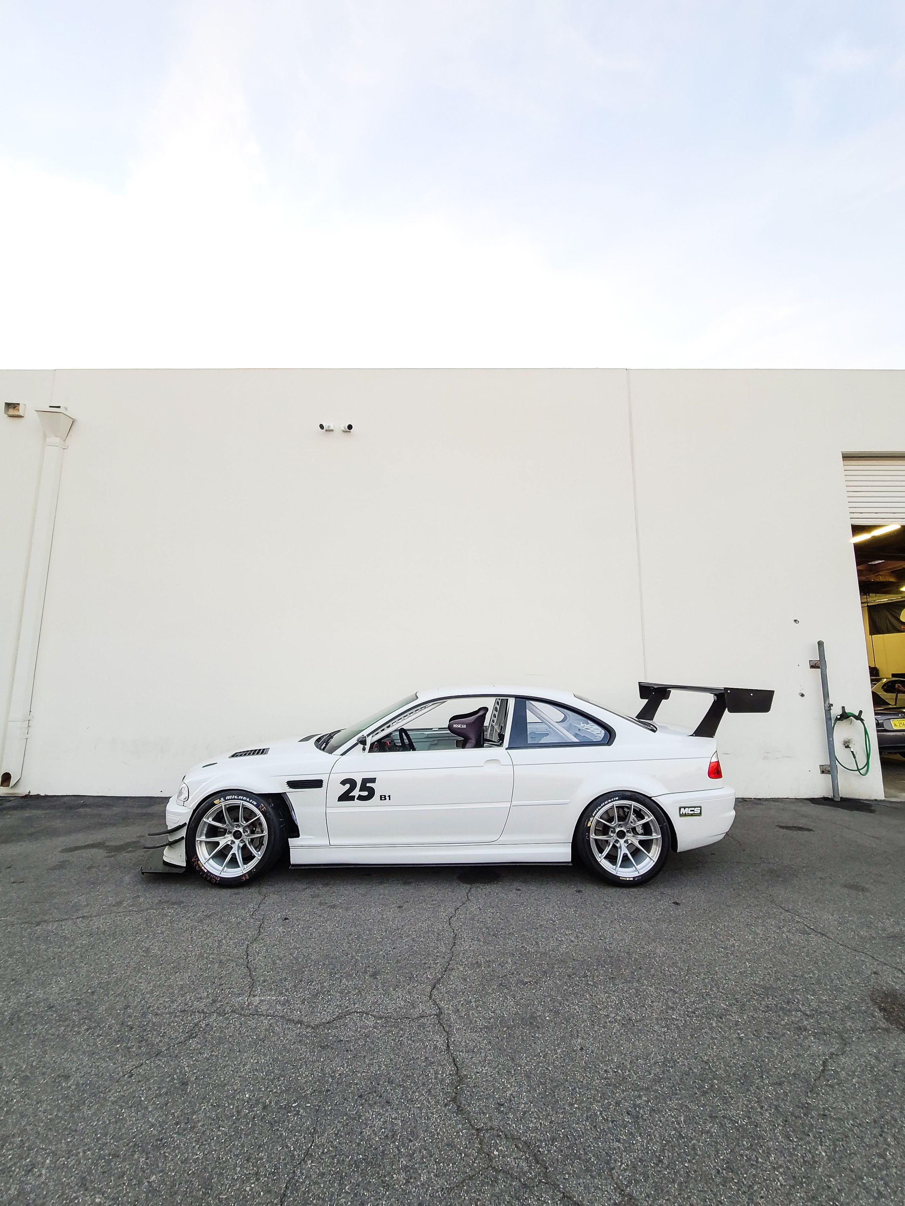 White BMW E46 M3 with 18" VS-5RS Apex wheels in Brushed Clear